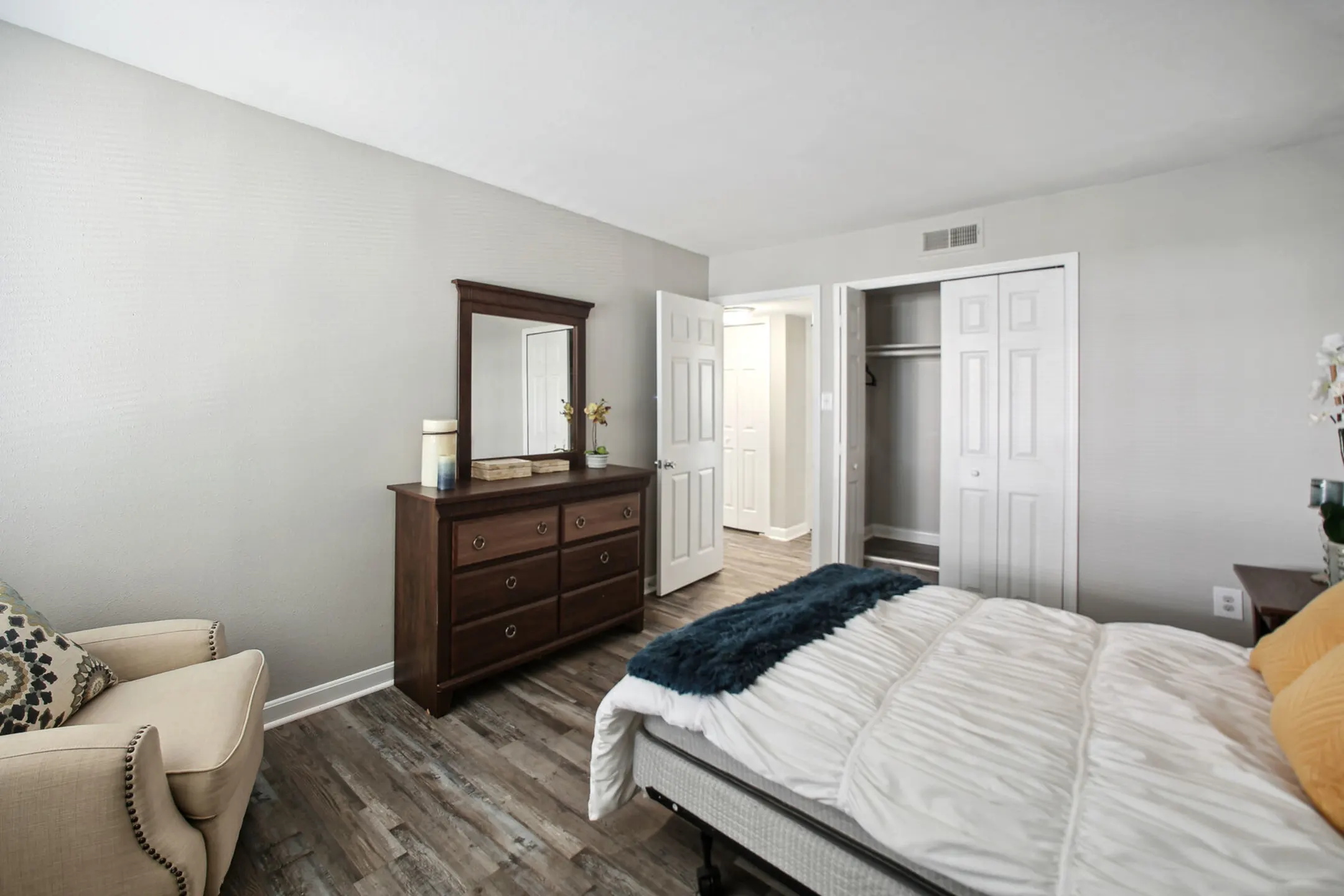 The Benjamin at Landover Hills - 4085 Warner Ave | Hyattsville, MD ...