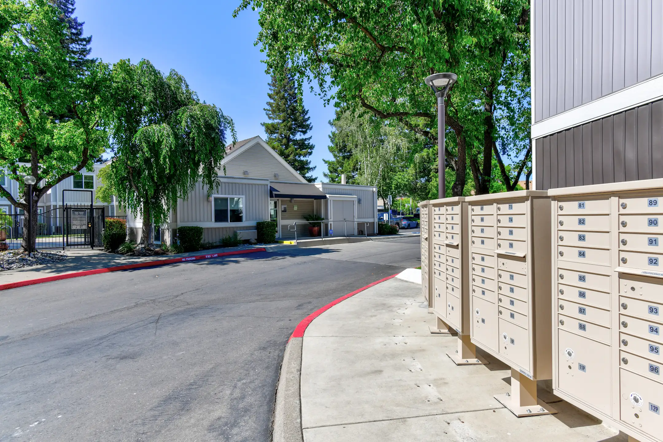 Rush River 7556 Rush River Dr Sacramento, CA Apartments for Rent