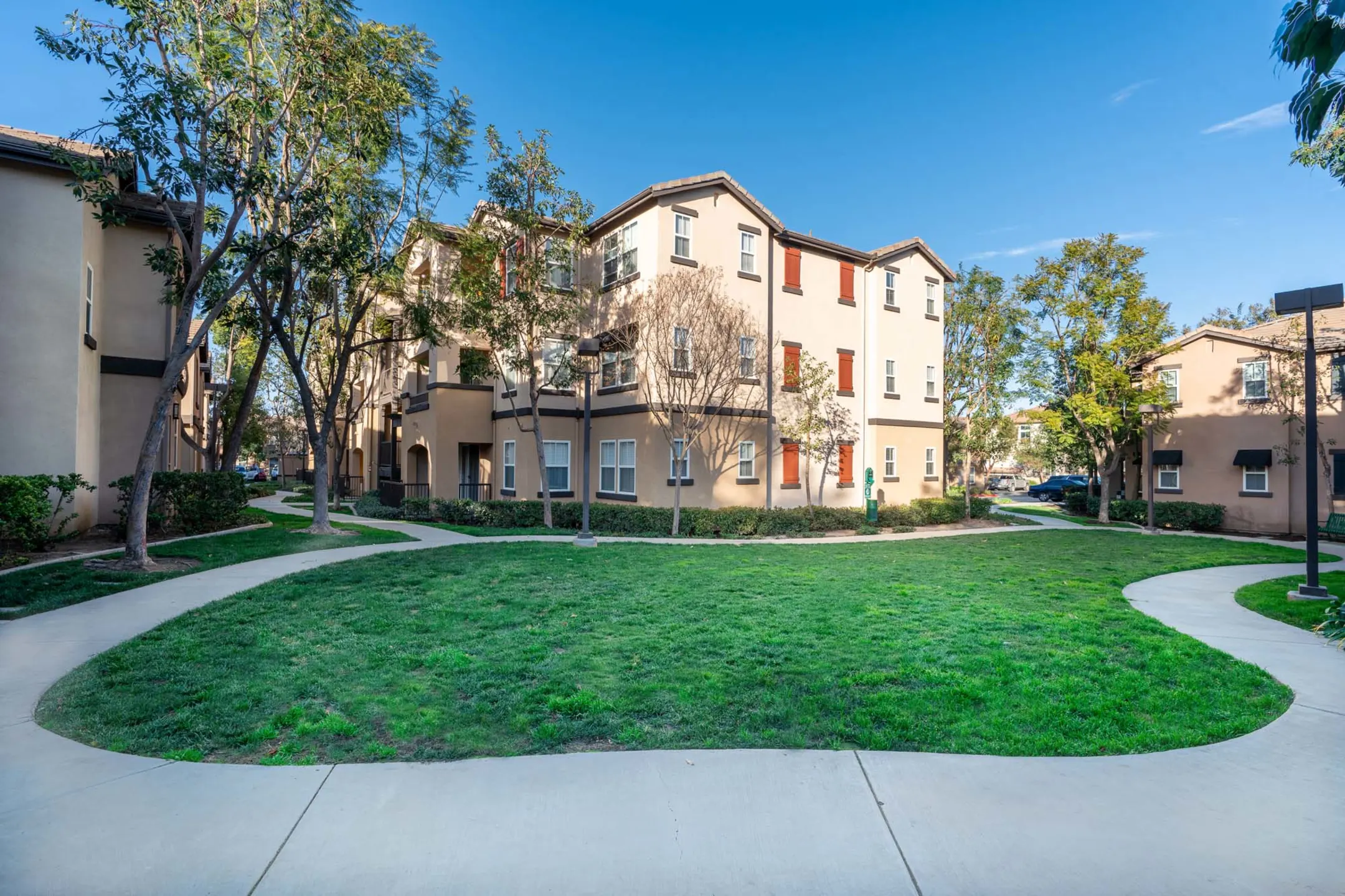 Sonoma At Mapleton 33600 Mapleton Ave Murrieta, CA Apartments for