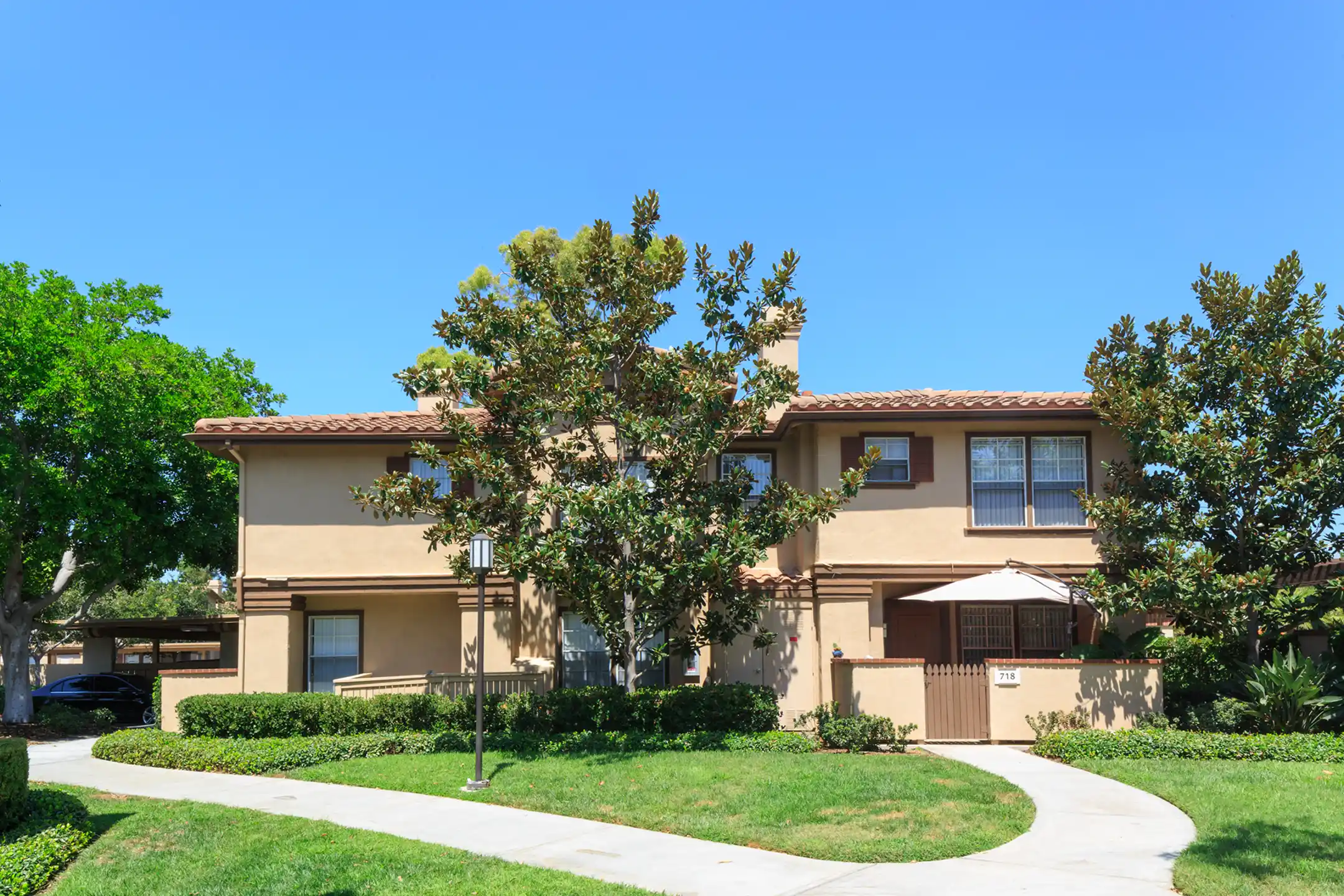 Rancho Maderas 13408 Heritage Way Tustin, CA Apartments for Rent