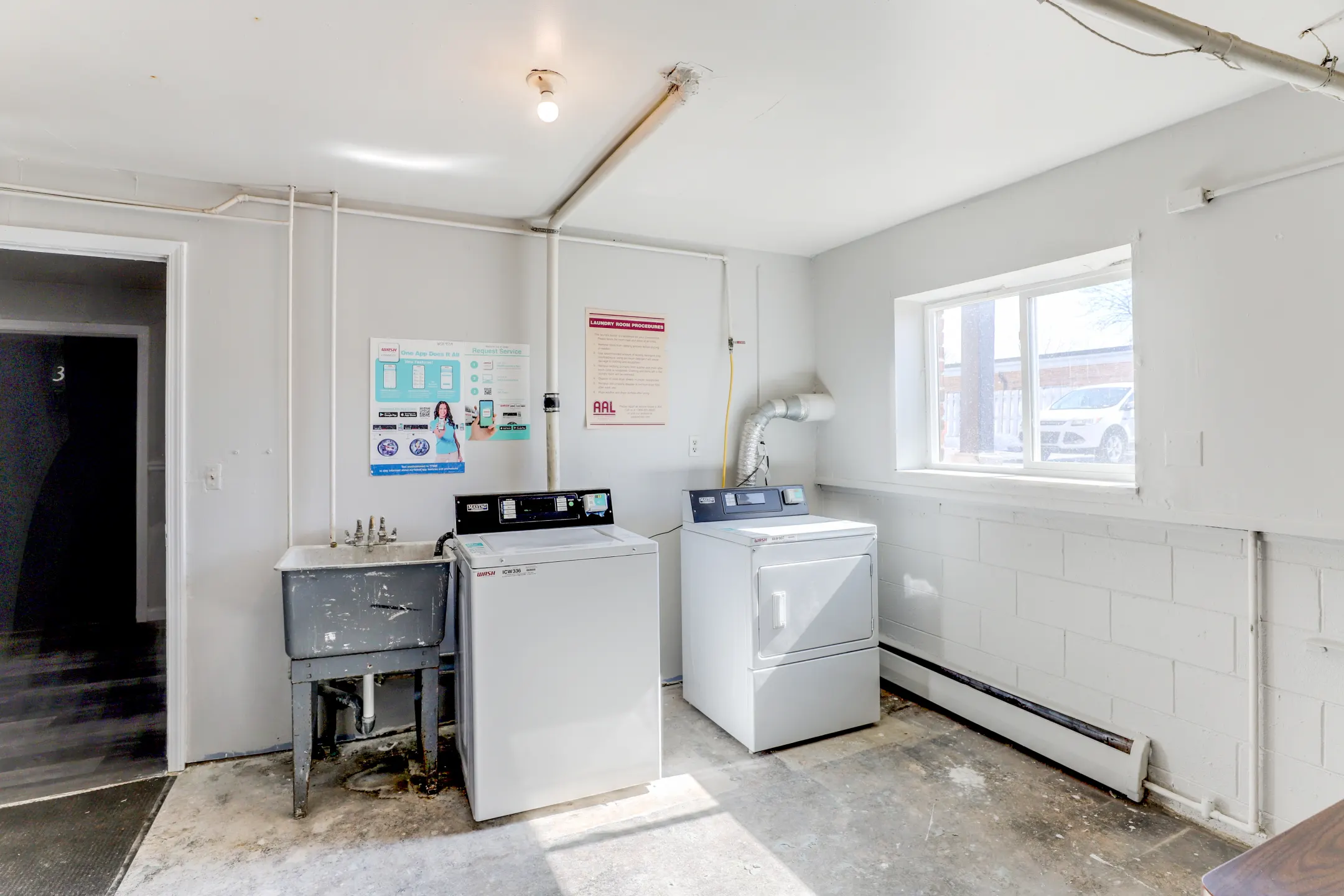 The Heights Apartments 4889 Fontaine Blvd Saginaw, MI Apartments