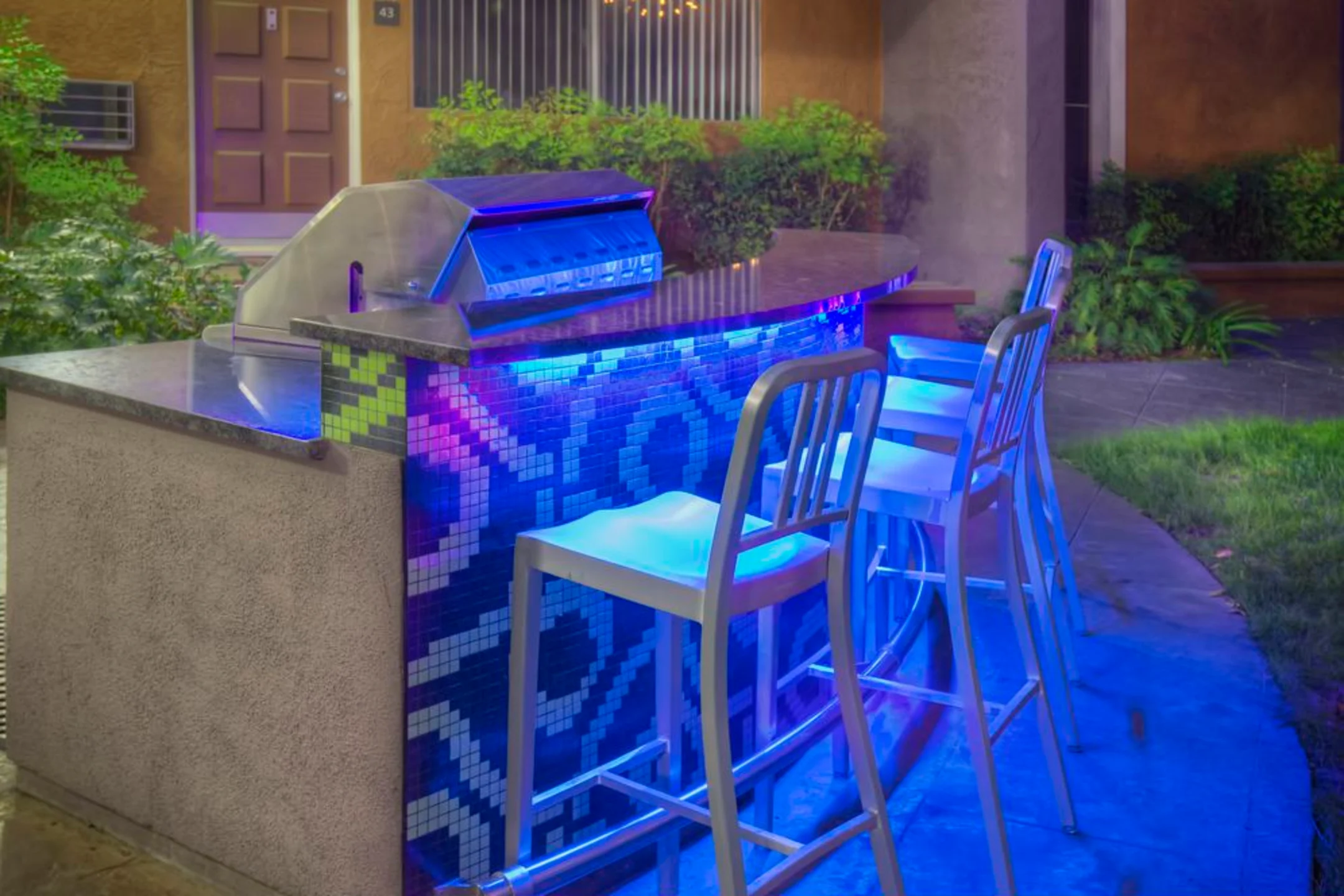 AVA Burbank Apartments Burbank, CA 91505