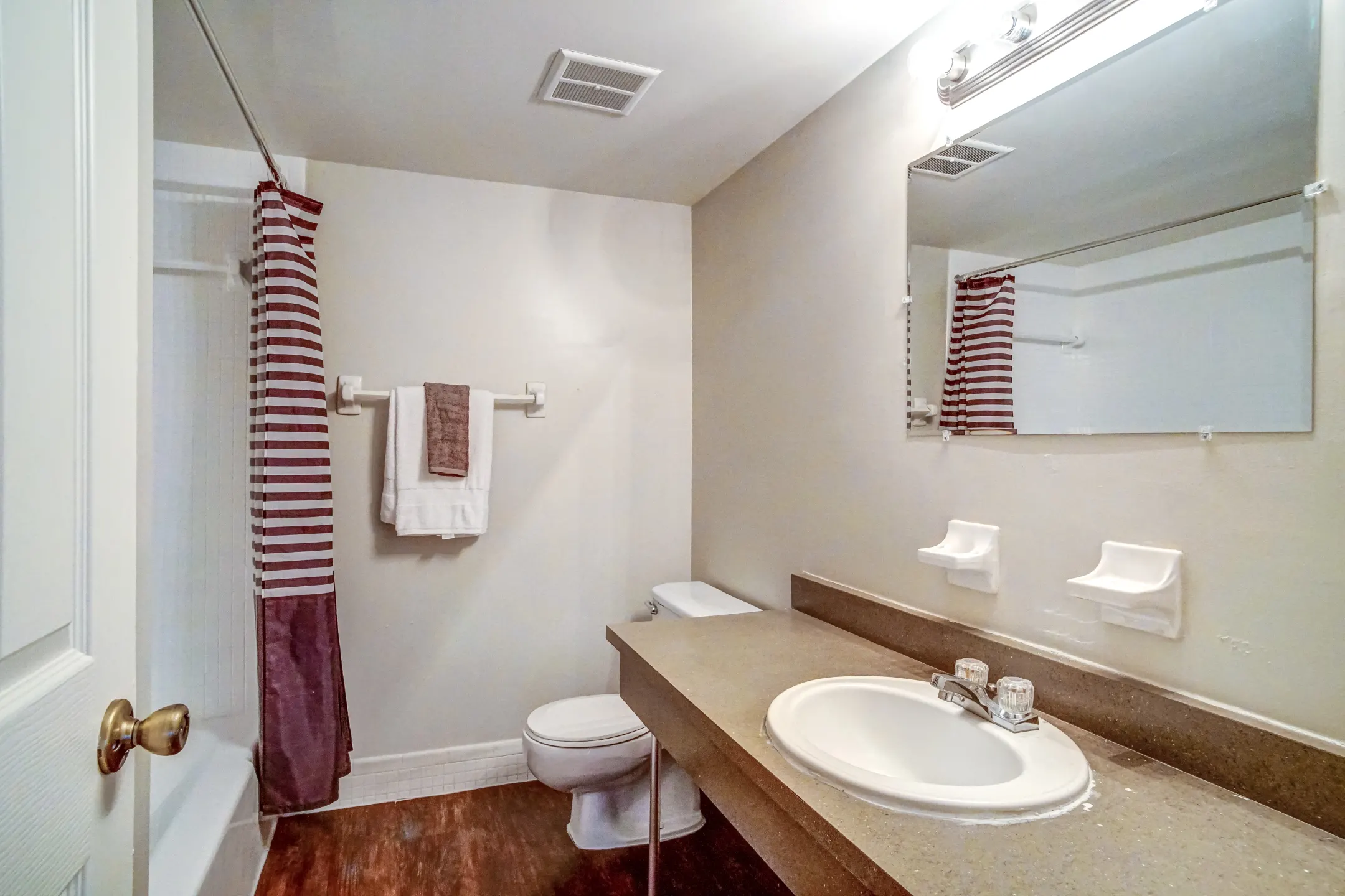 Bathroom - Westshore Apartments - Tampa, FL
