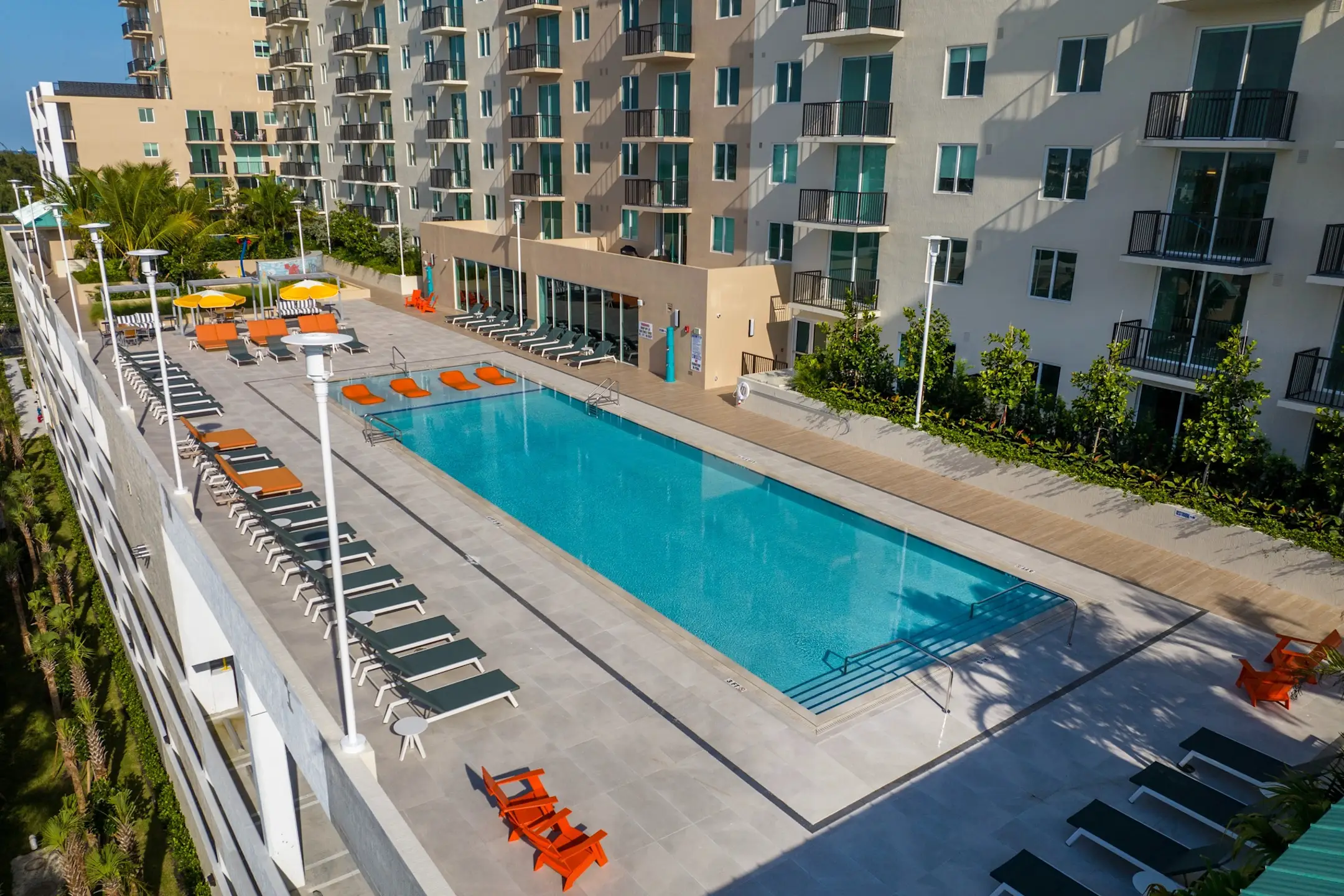 Pool - Sea View at Dania - Dania Beach, FL