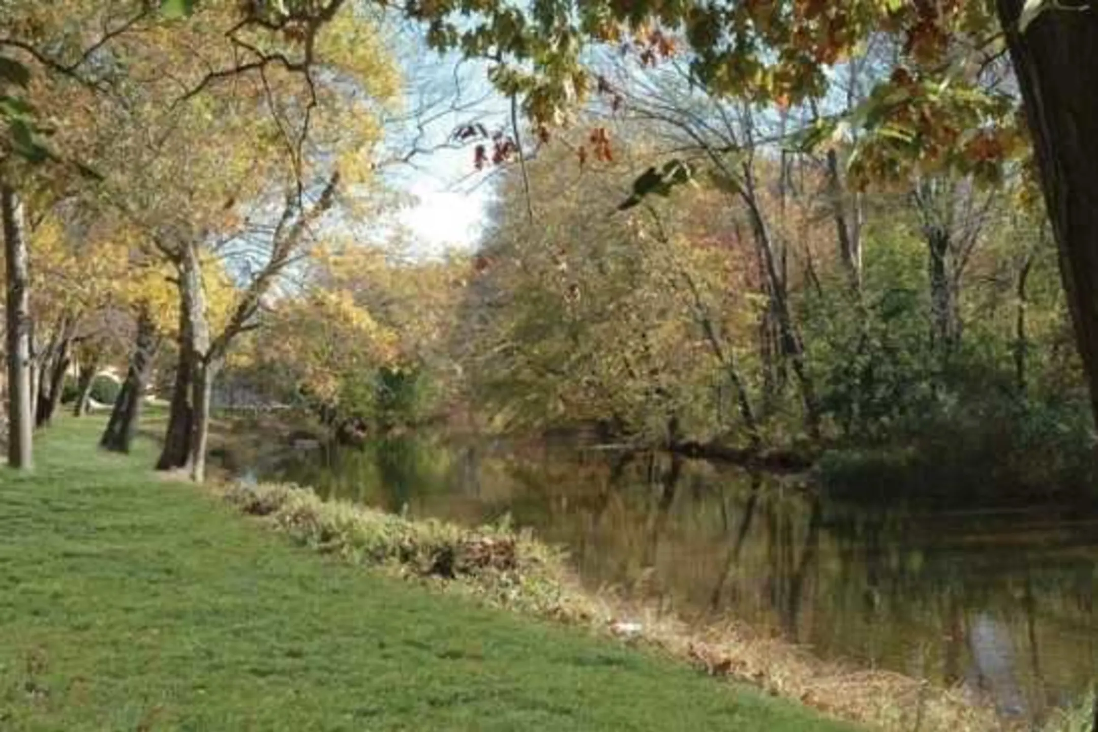 Covered Bridge Apartments - Perkasie, PA 18944