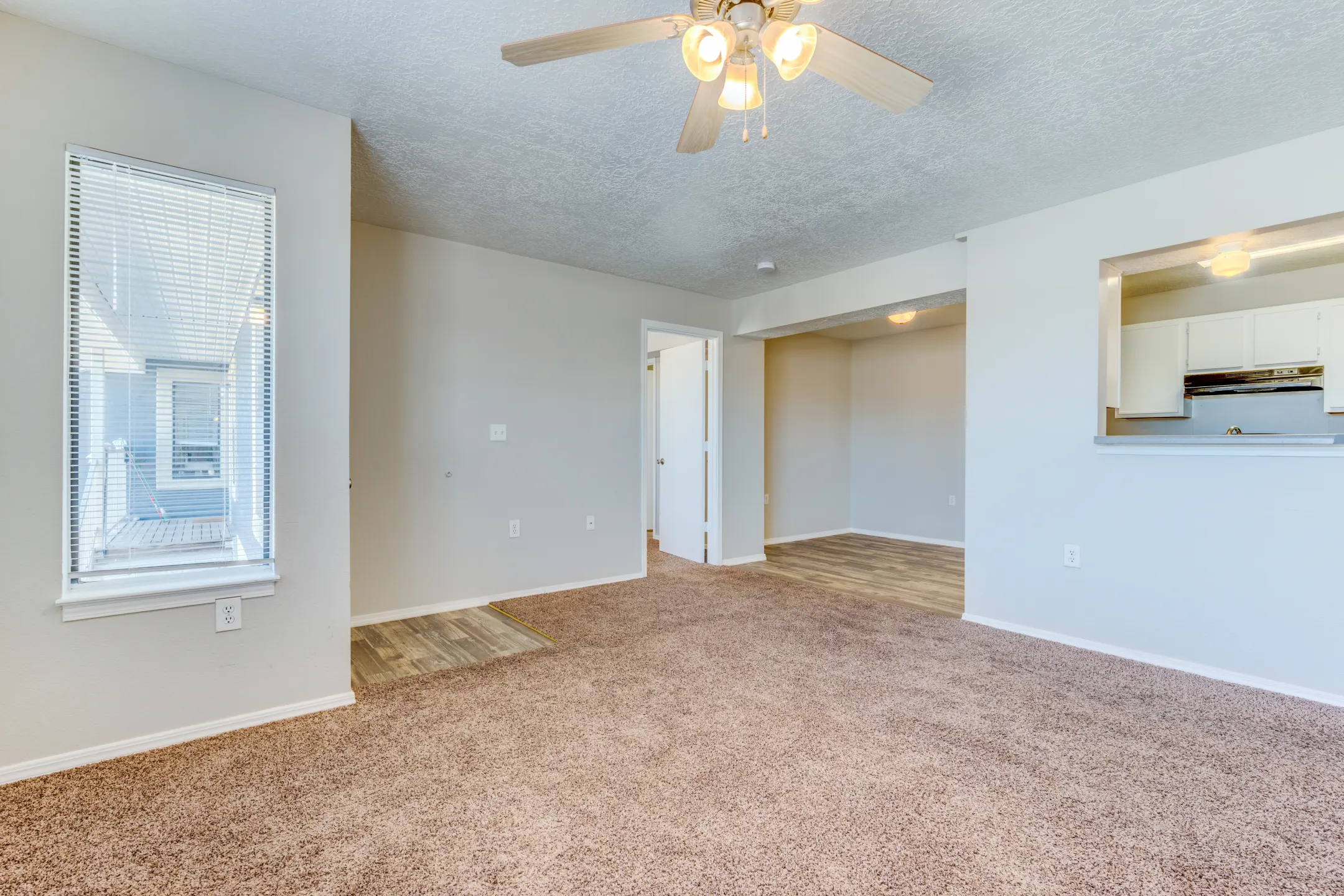 Living Room - Crescent Ridge Apartments - Albuquerque, NM