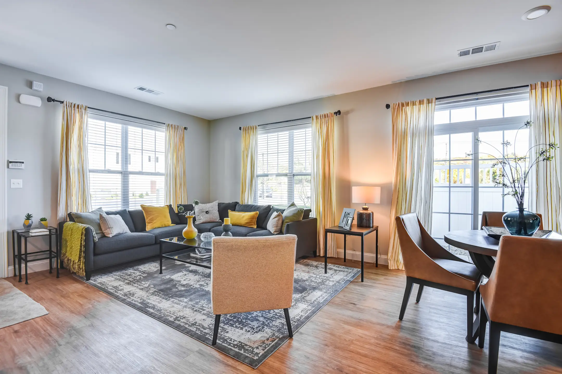 The Residences at Oakland Road Apartments South Windsor, CT 06074