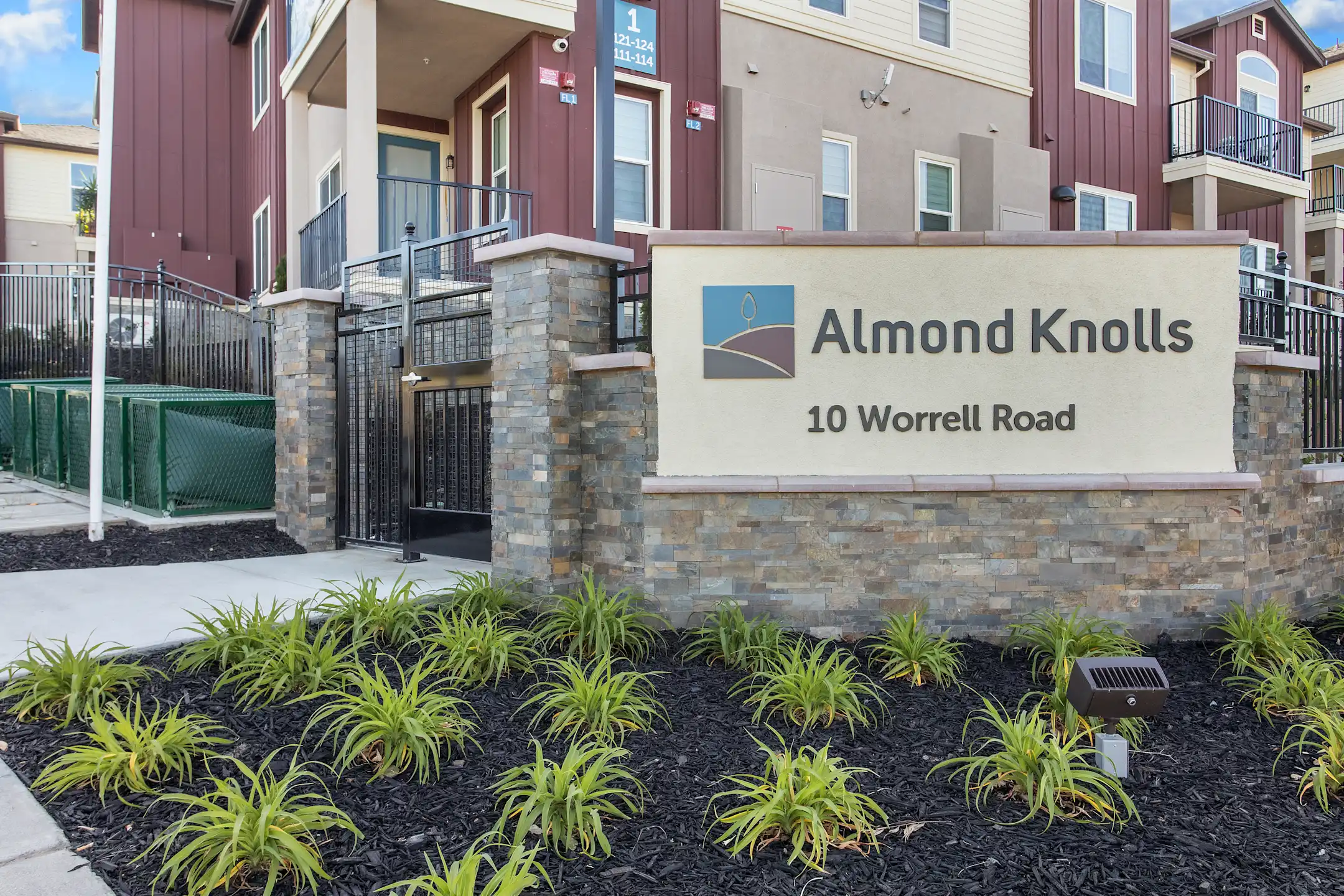 Almond Knolls 10 Worrell Road Antioch, CA Apartments for Rent Rent.