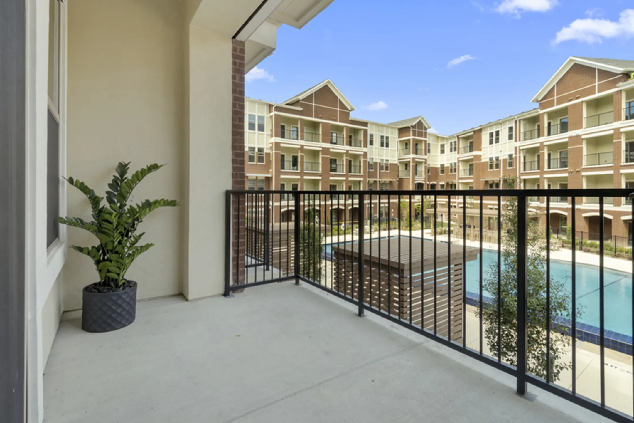 The Mansions at Mercer Crossing - Farmers Branch, TX