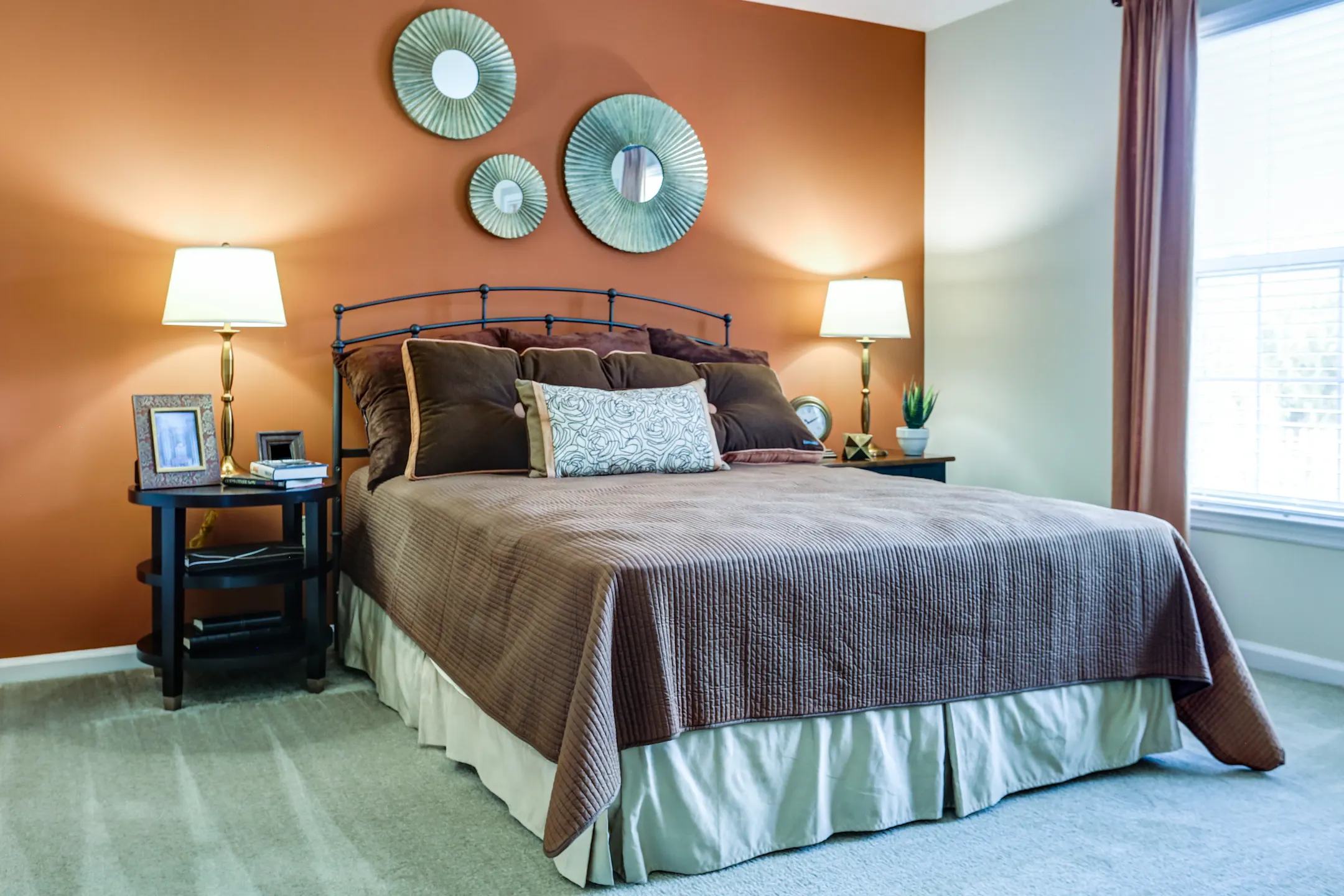 Bedroom - Walnut Crossing - Royersford, PA