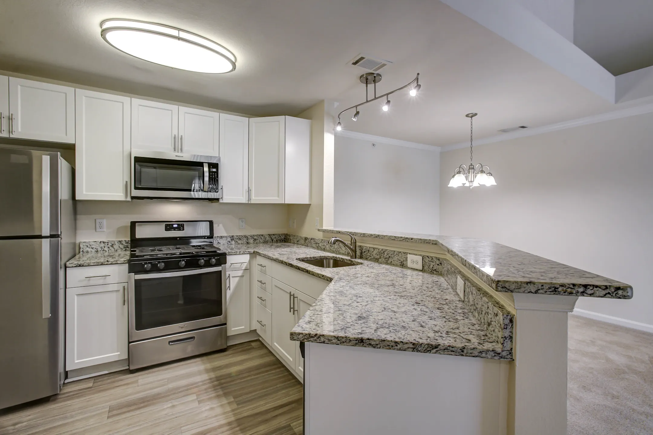 Broadlands Apartments 21799 Crescent Park Sq Broadlands, VA