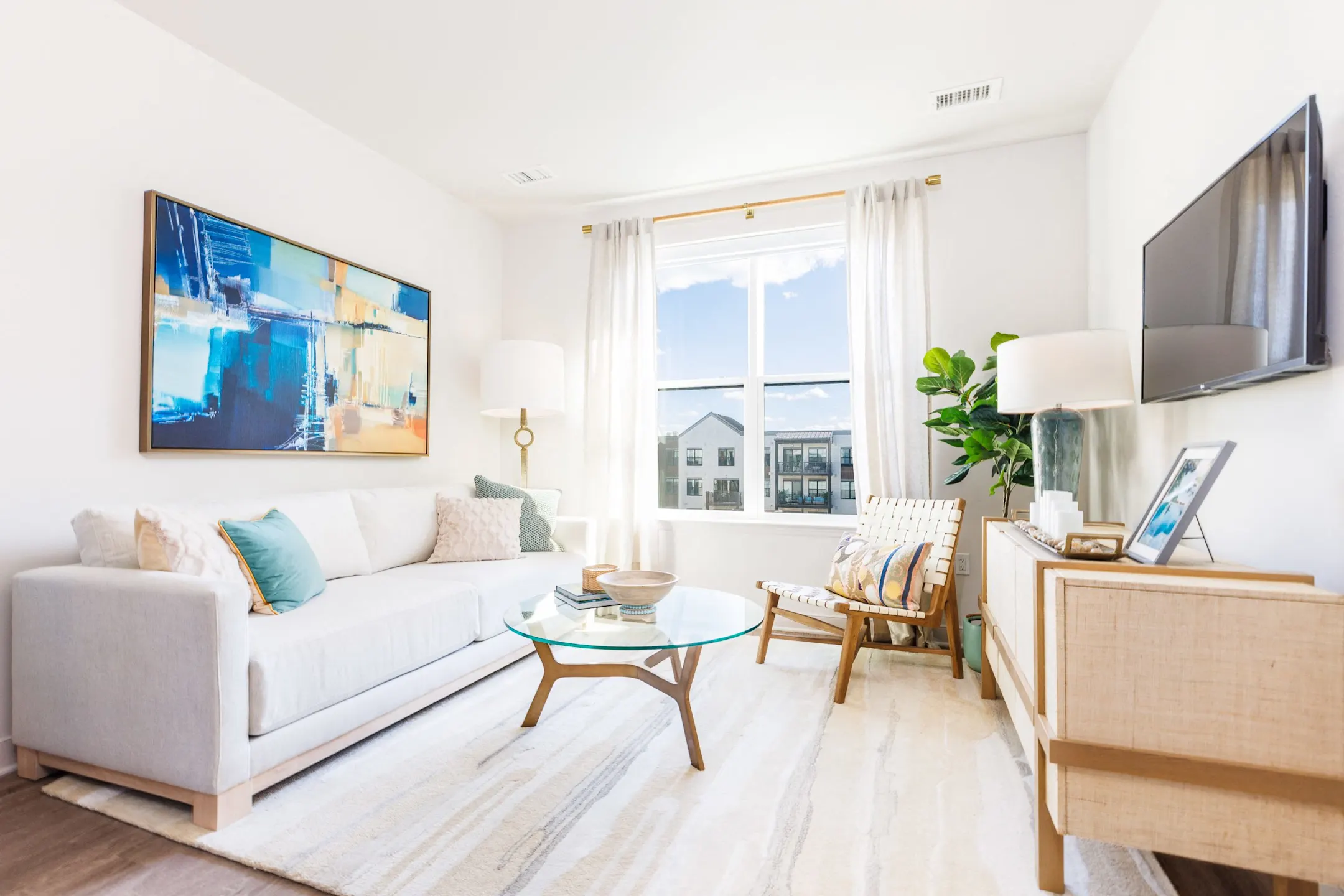 The District Apartments Montvale, NJ 07645