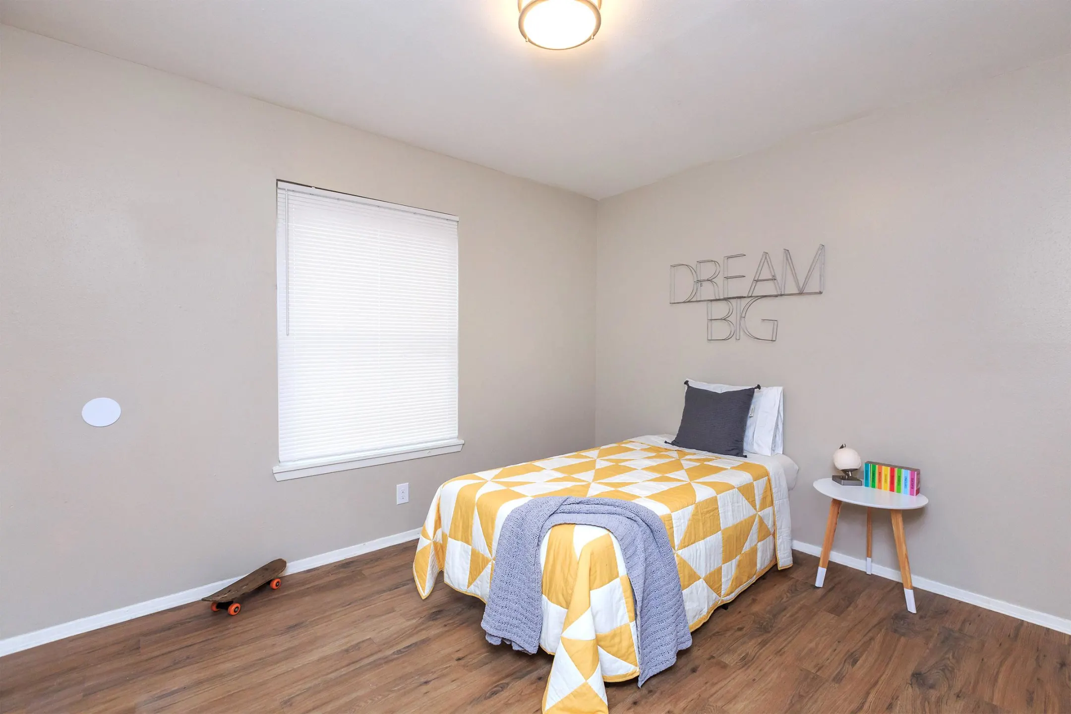 Oaks on Lamar 8071 N Lamar Blvd Austin, TX Apartments for Rent Rent.