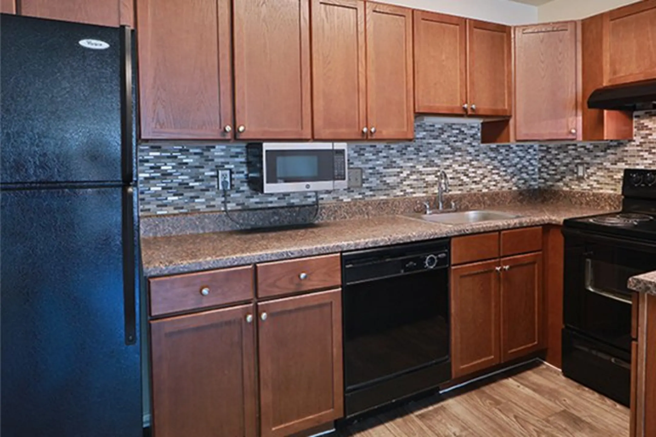 Kitchen - St. Mary's Landing Apartments and Townhomes - Lexington Park, MD