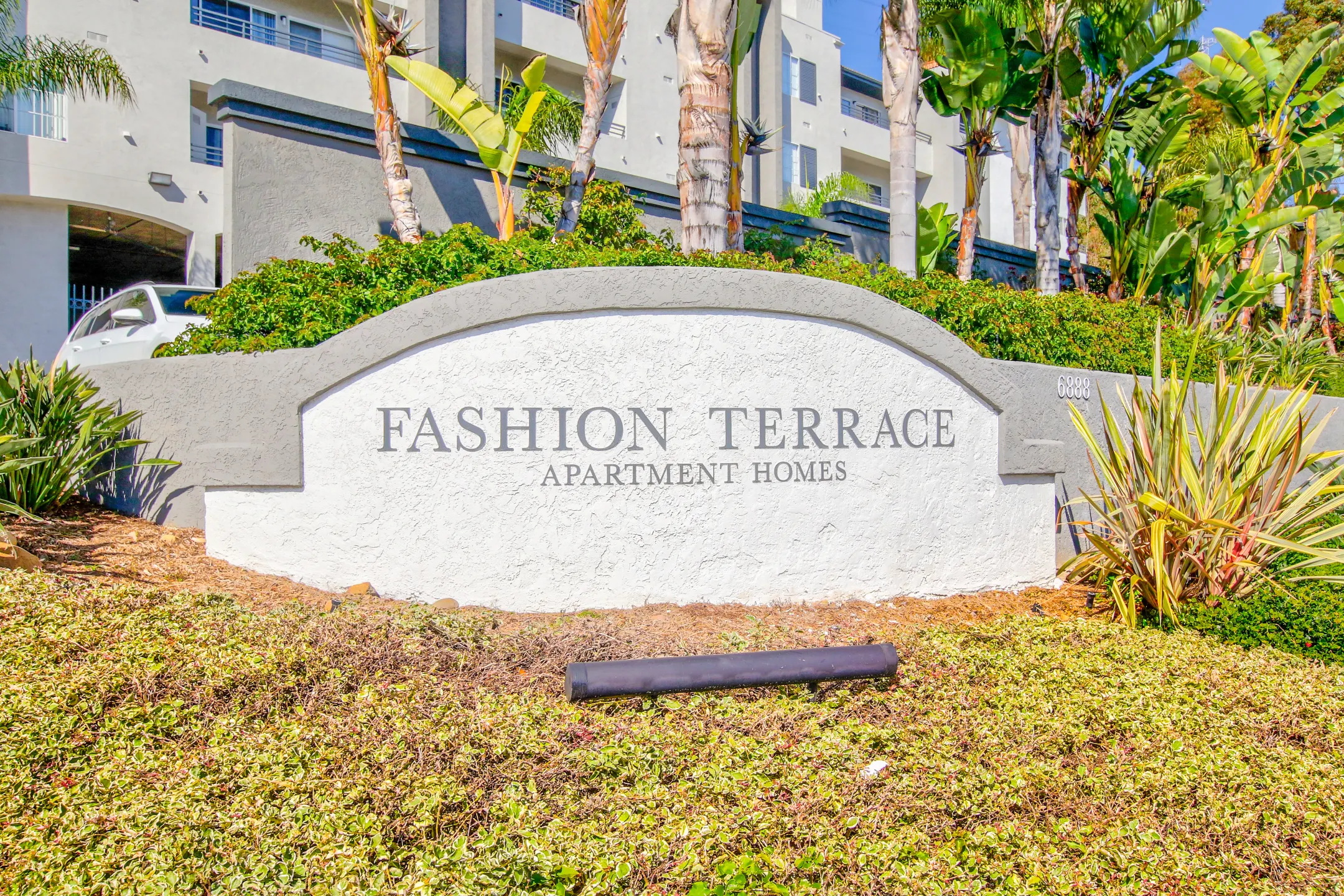 Community Signage - Fashion Terrace - San Diego, CA