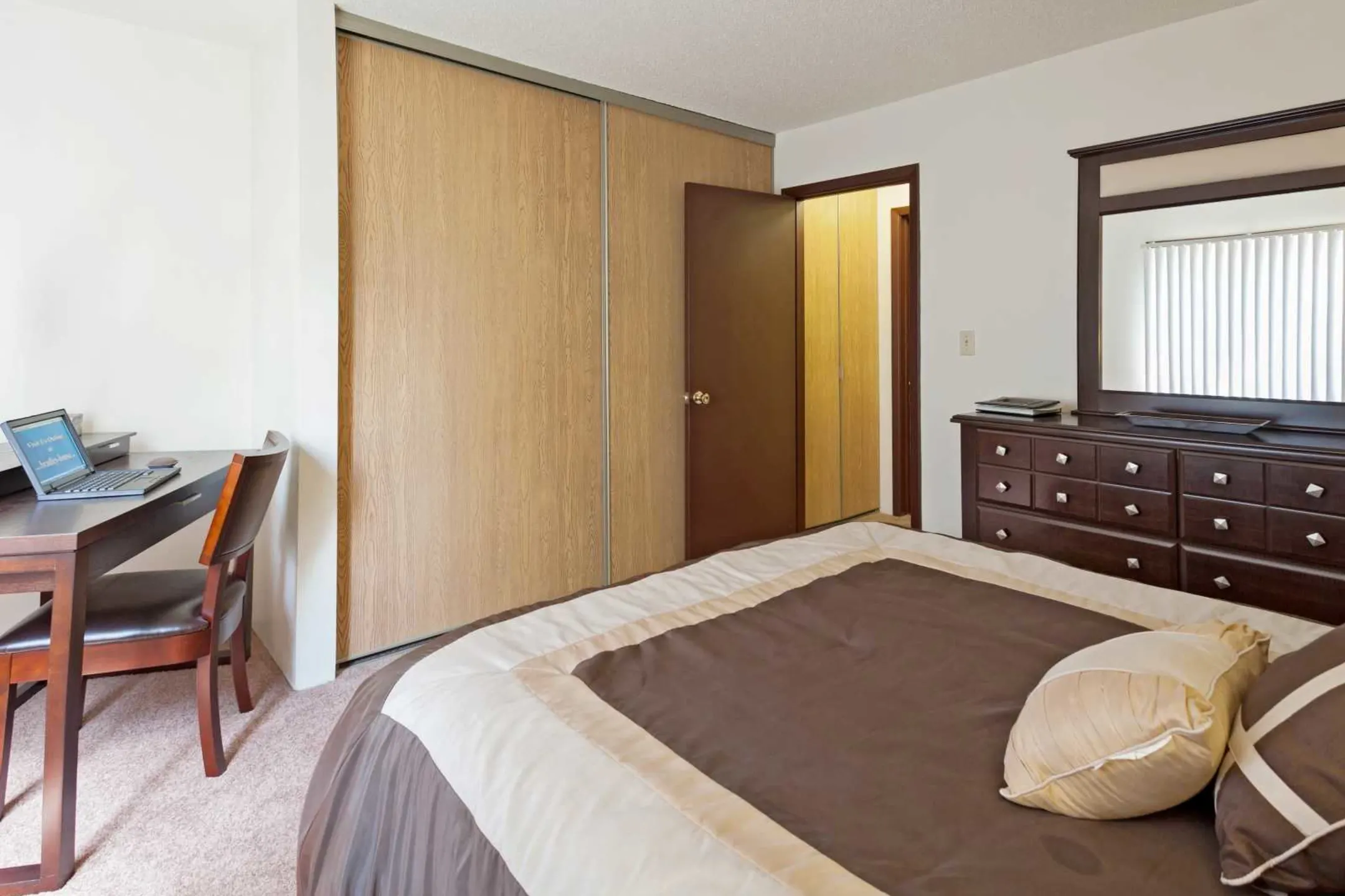 Bedroom - Bradley House Apartments - Saint Paul, MN