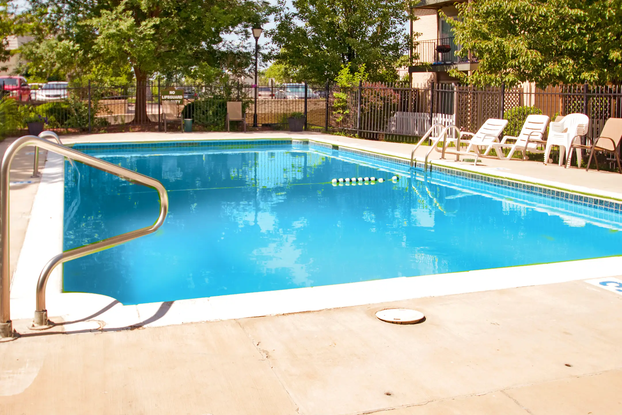 Parklane Gardens Apartments Wichita, KS 67218