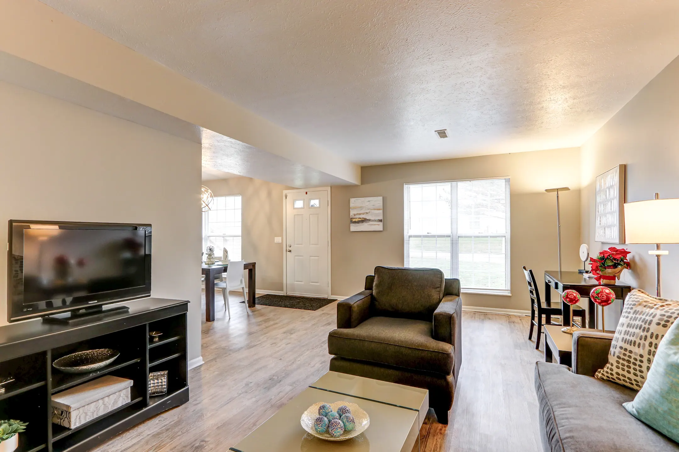 Windsor Park Estates 1335 Vale Dr Copley, OH Apartments for Rent