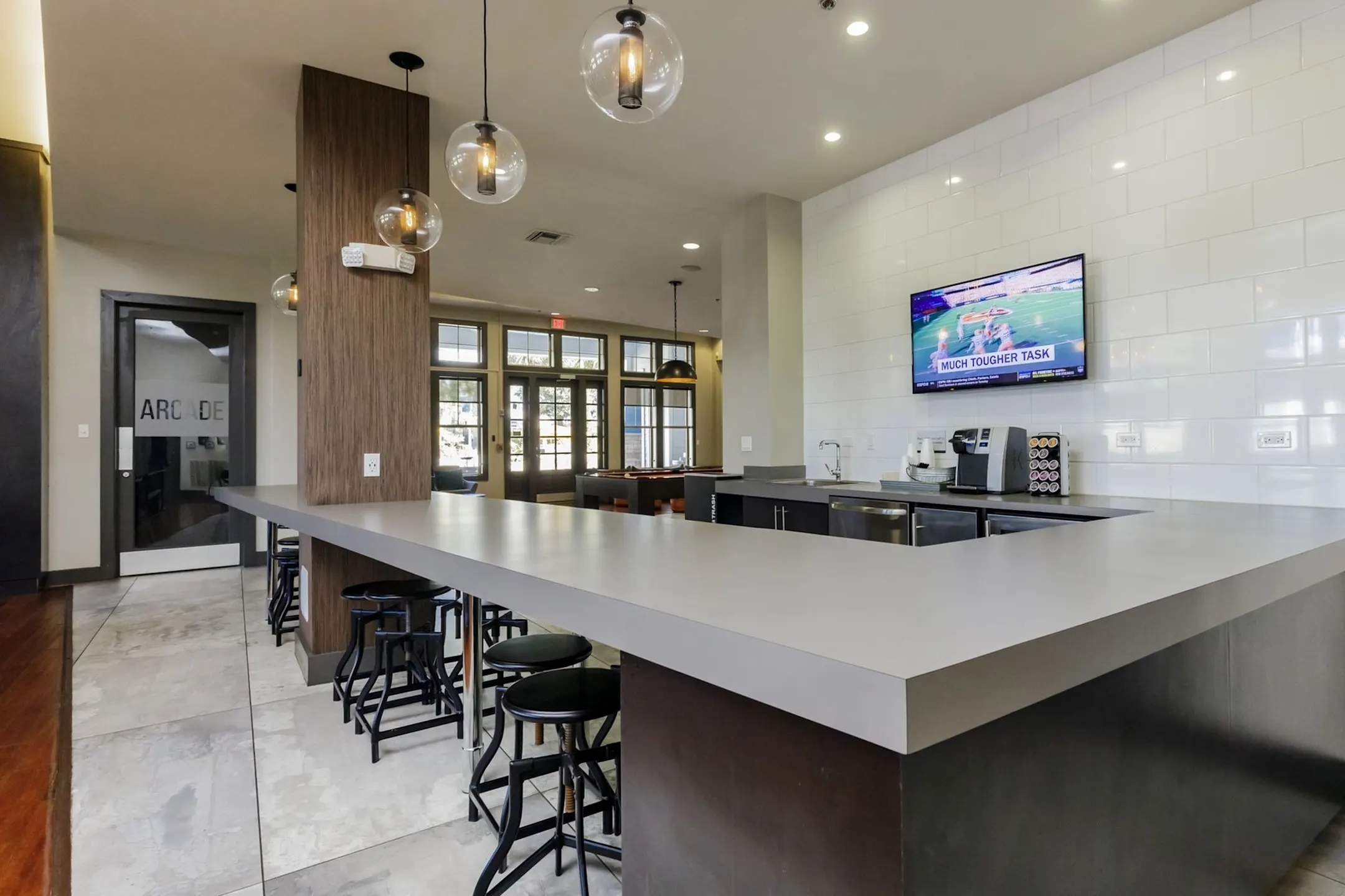 West 10 Apartments Per Bed Lease 2614 W Tennessee St Tallahassee