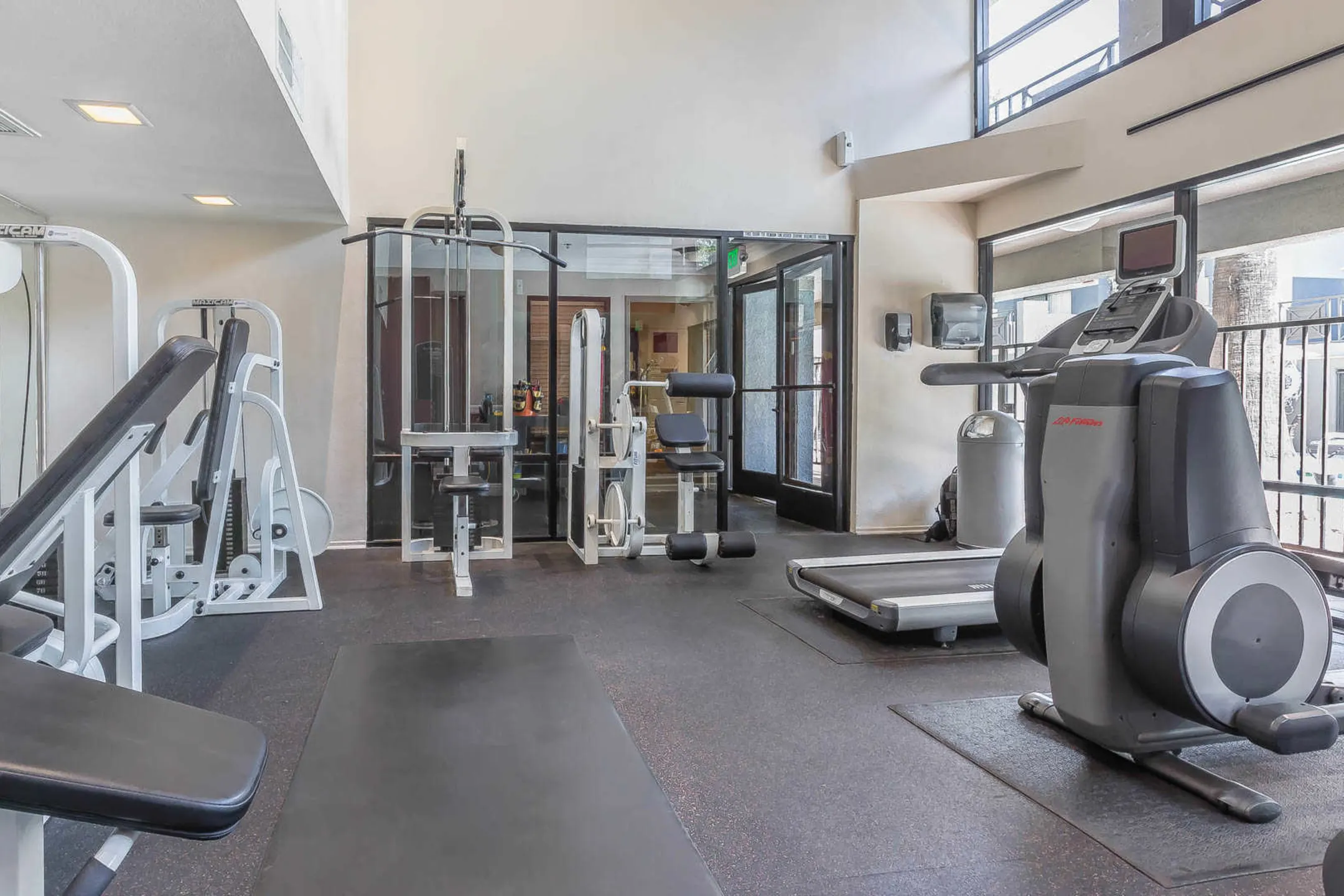 Fitness Weight Room - Prado - Glendale, CA