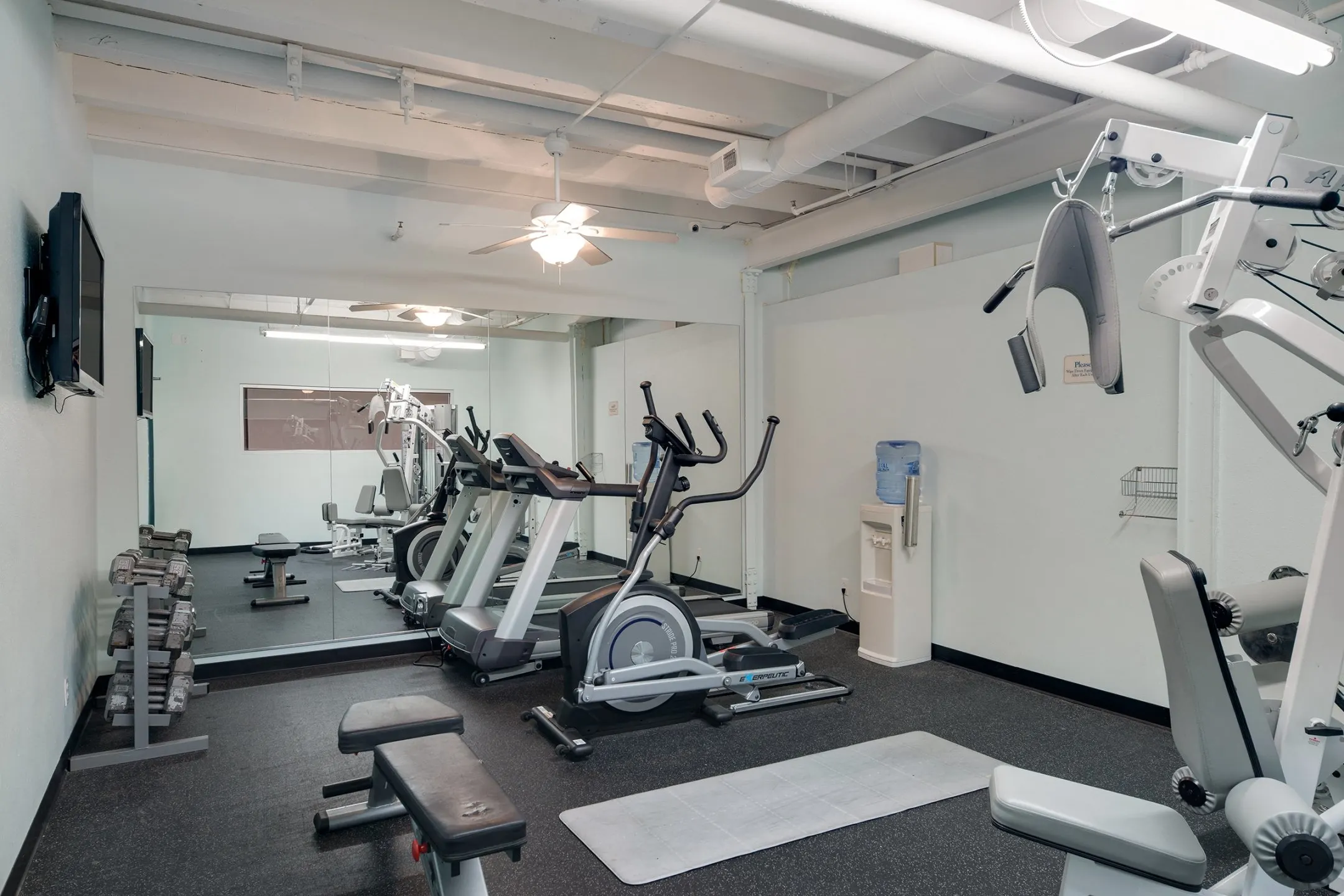 Fitness Weight Room - L15 Lofts - Omaha, NE