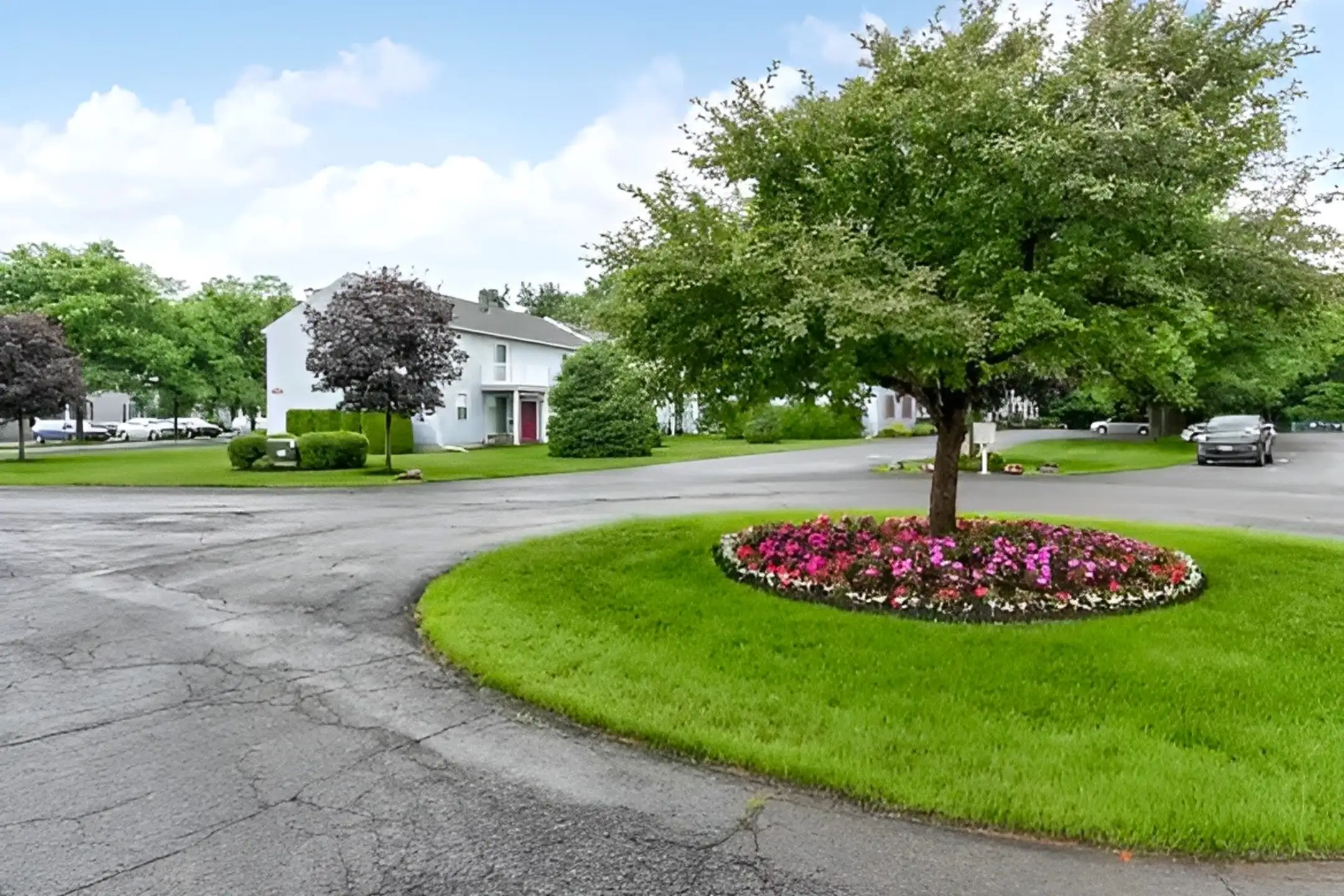 Court Royale - Schenectady, NY