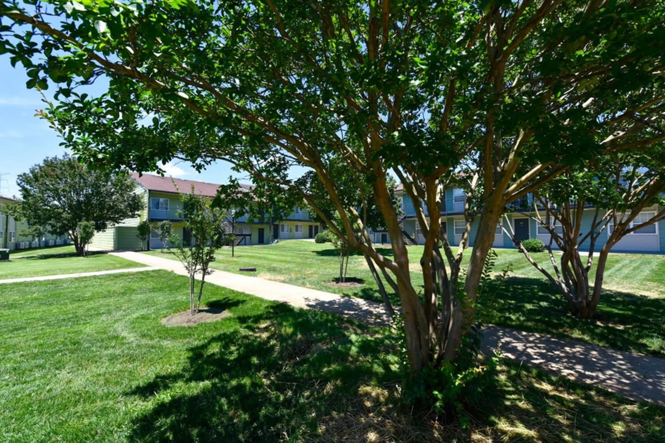 Element at Cedar Bluff Apartments Knoxville, TN 37923