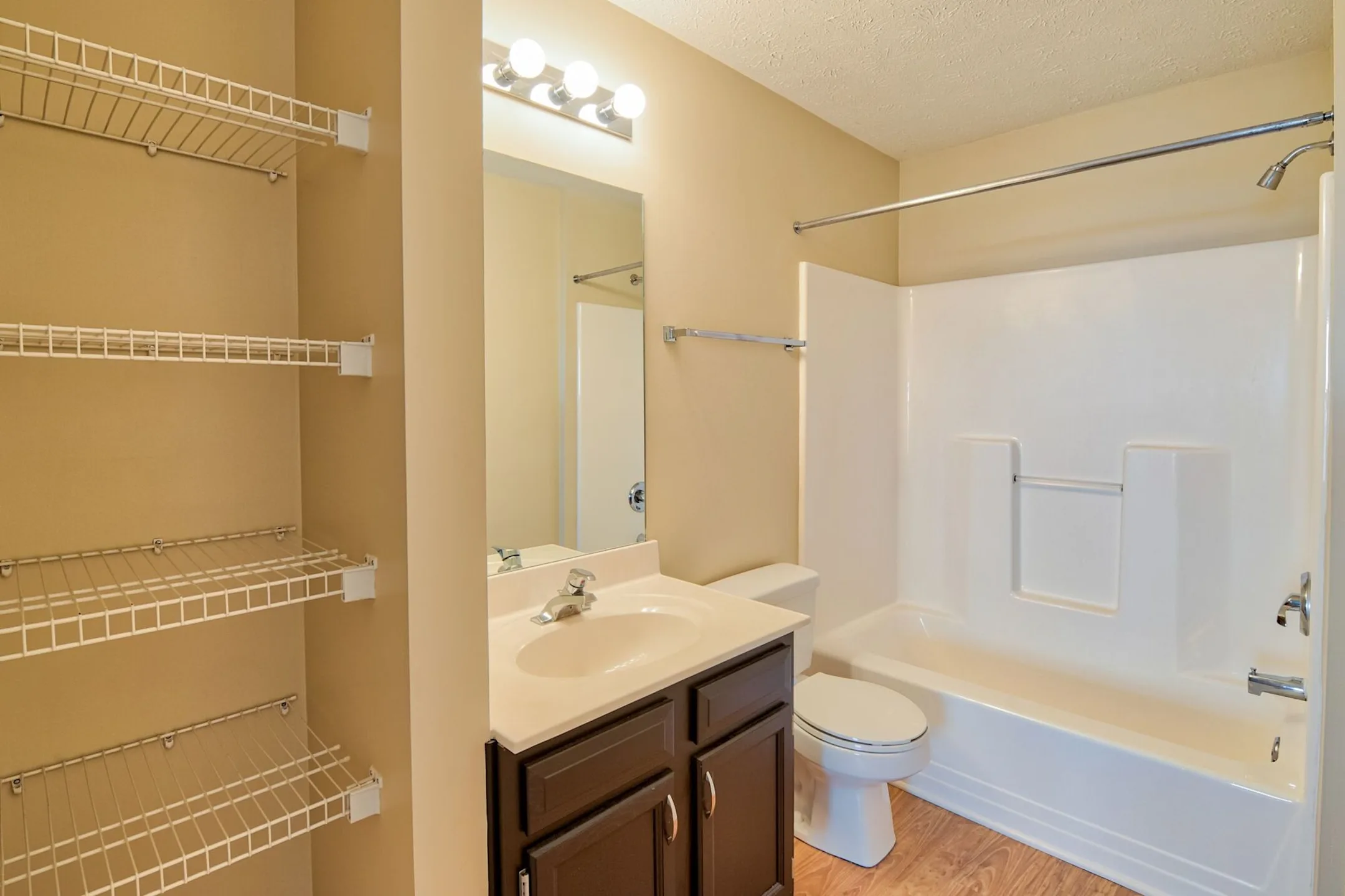 Parkside Estates 202 Ketchum Dr Canonsburg, PA Apartments for Rent