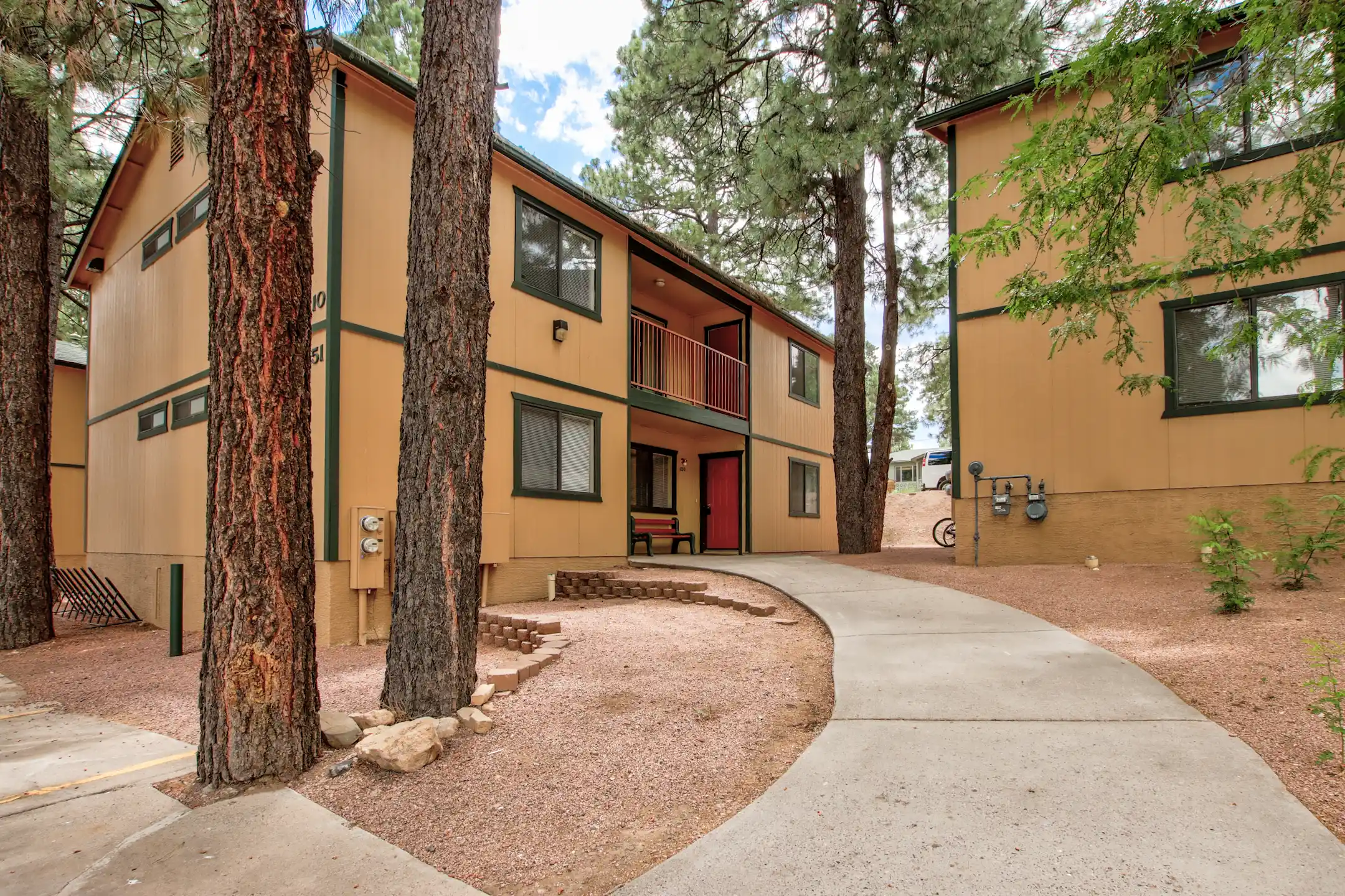 Wavertree Apartments 51 S Maricopa St Flagstaff, AZ Apartments for