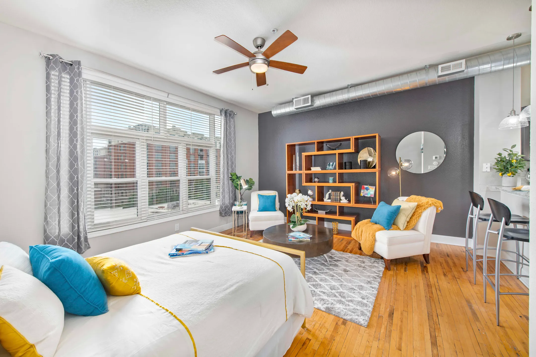 Bedroom - MAA Uptown - Charlotte, NC