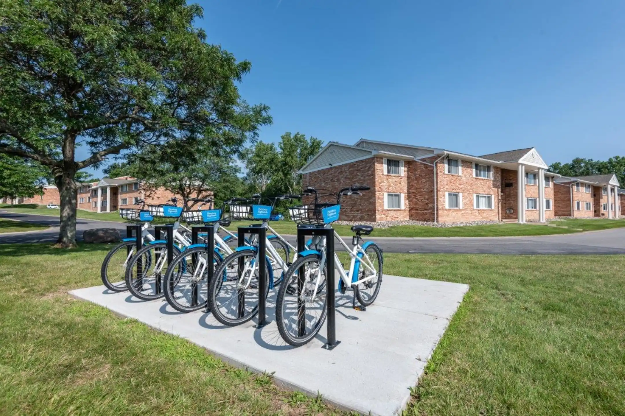 Henrietta Highlands 41 High Manor Dr Henrietta, NY Apartments for