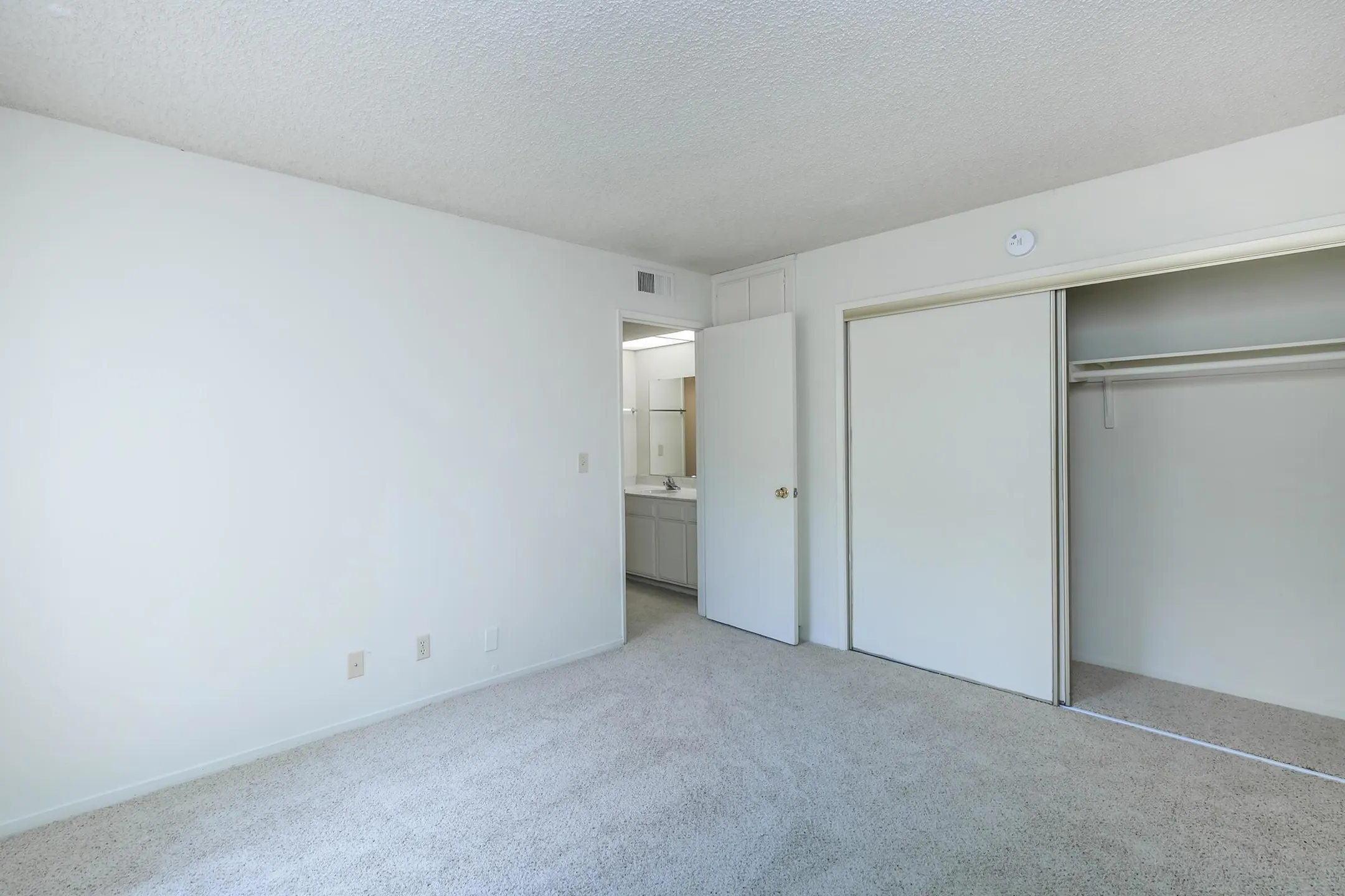 The Timbers Apartments Oxnard, CA 93036