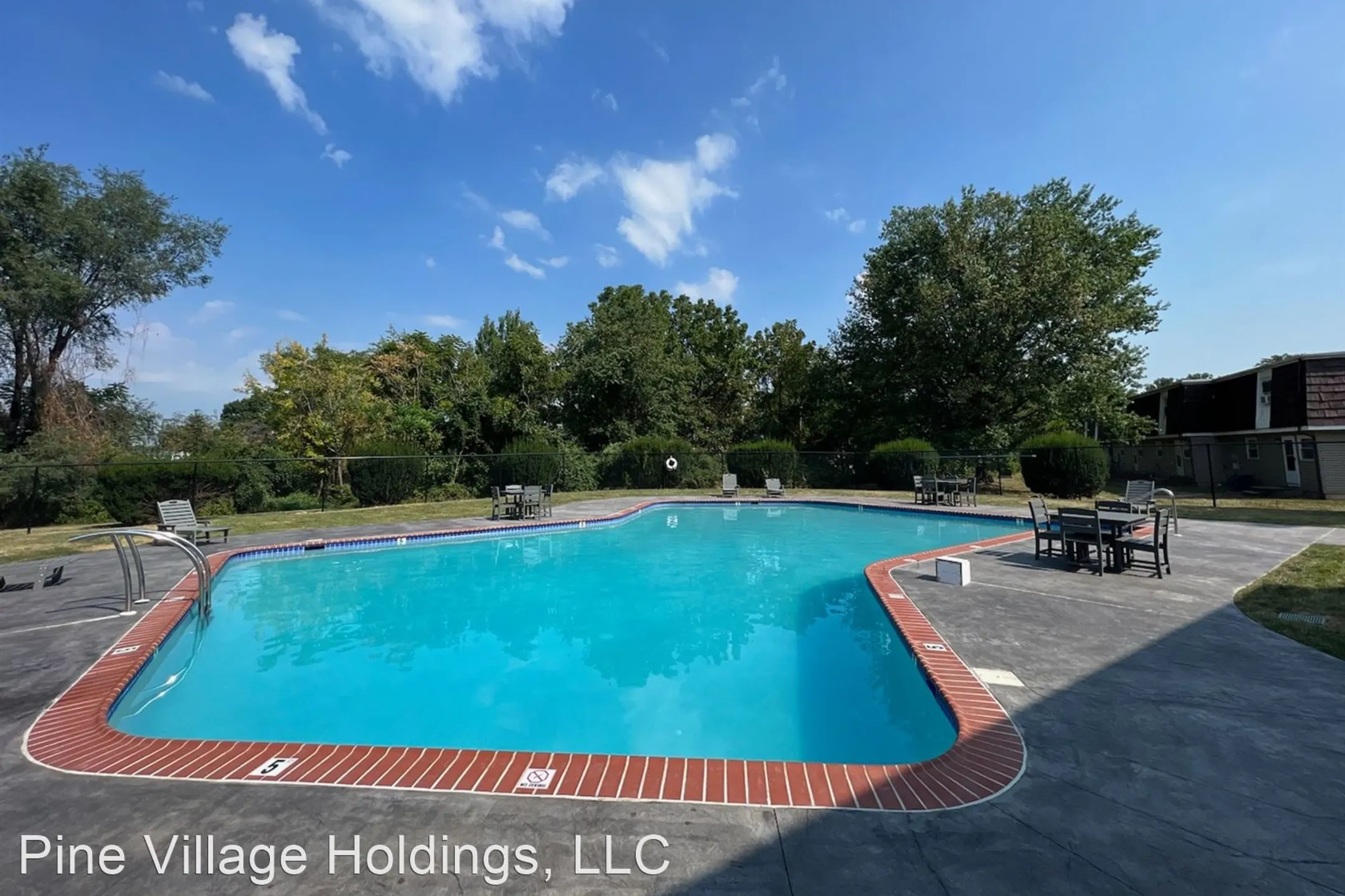 Pine Hill Village Apts Apartments York, PA 17404