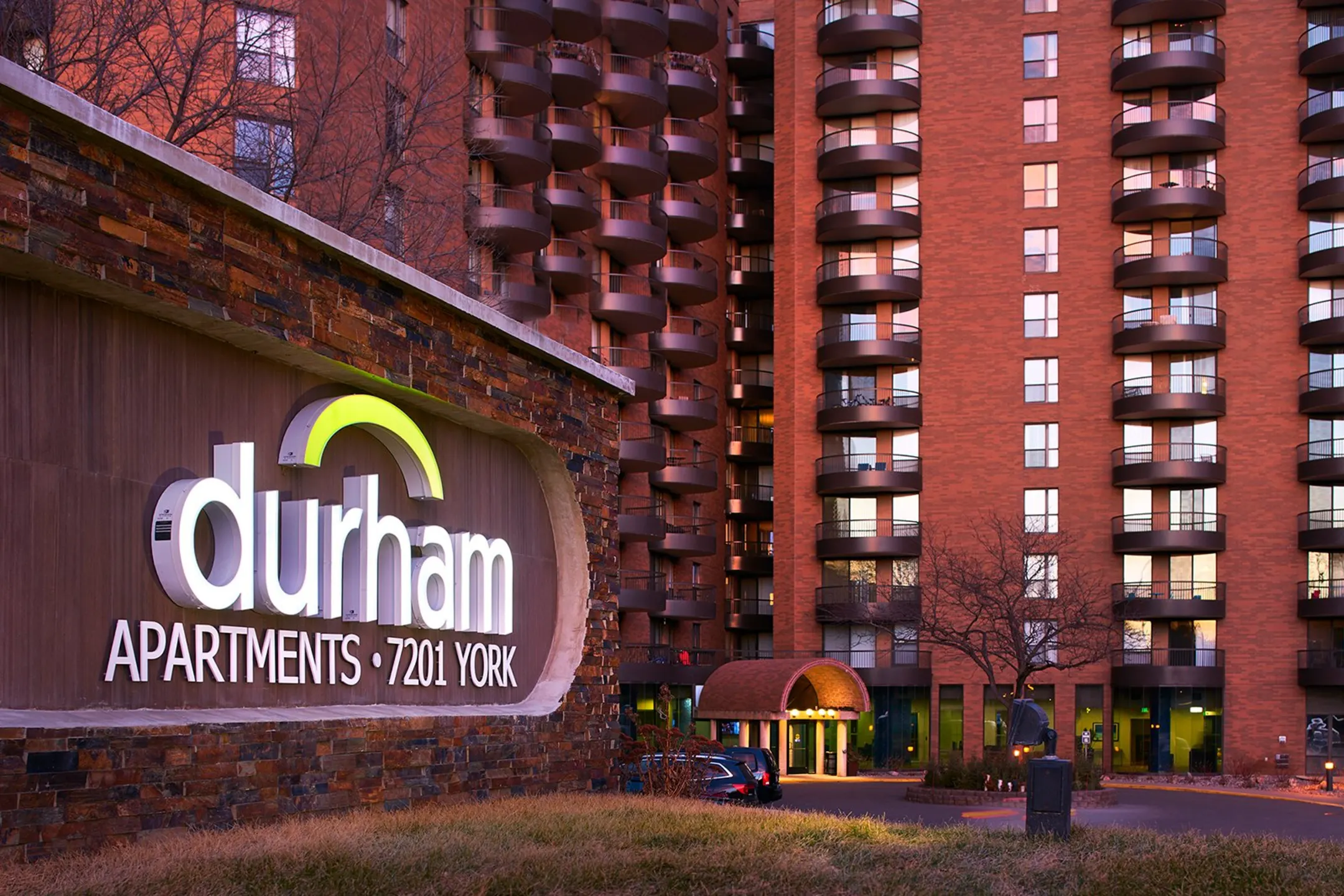 The Durham Apartments - Edina, MN