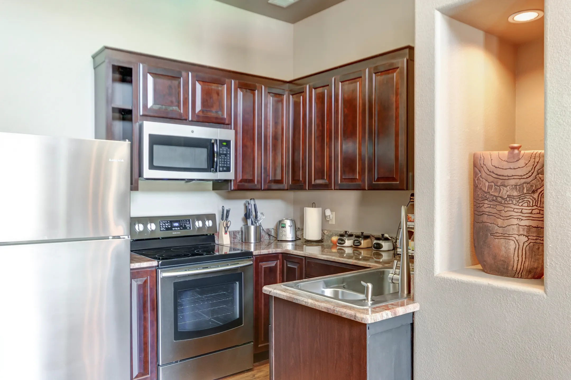 Landings At Eagle Ridge 4749 Eagleridge Cir Pueblo, CO Apartments