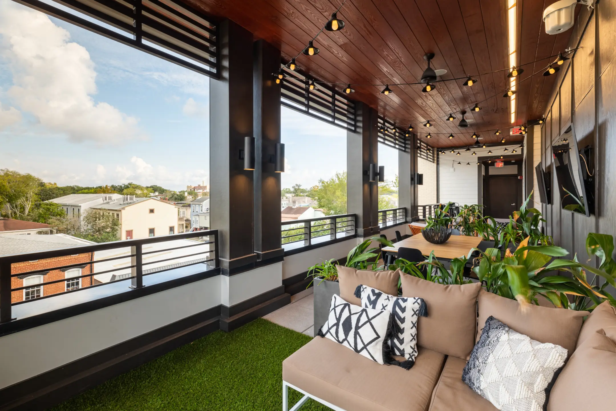 Patio / Deck - The Bowery - Savannah, GA