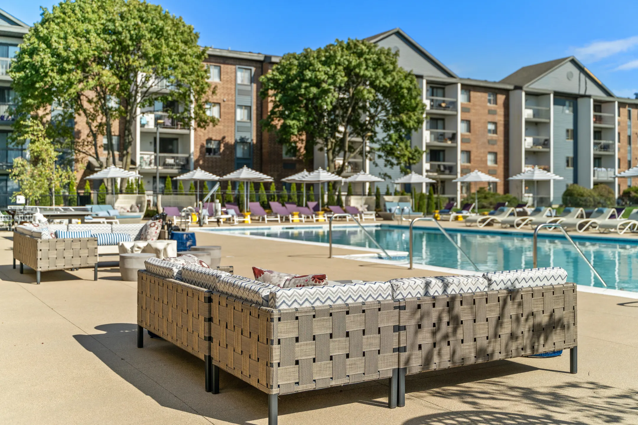Residences at Lakeside - Lombard, IL
