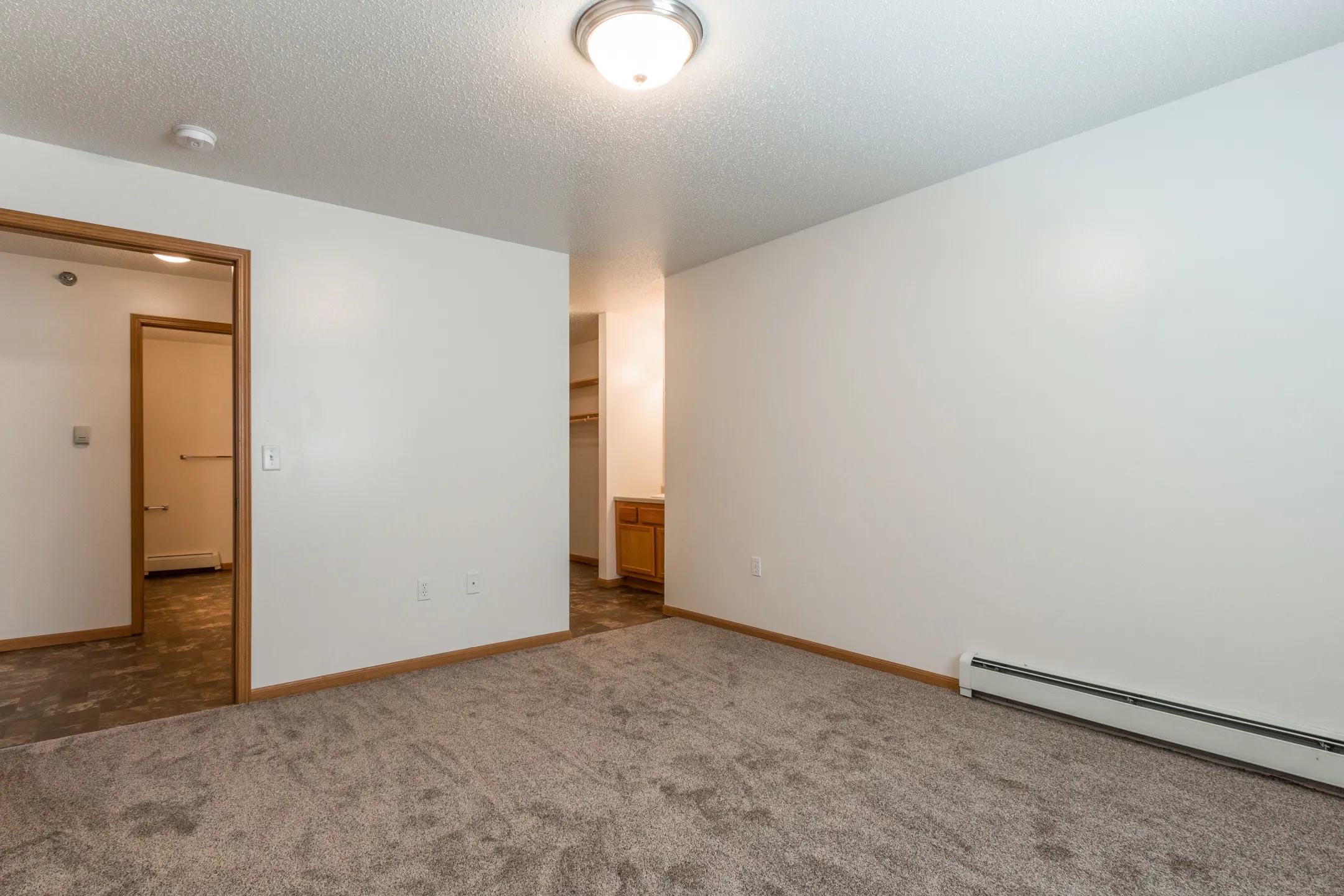 Bedroom - Central Park Apartments - Fargo, ND