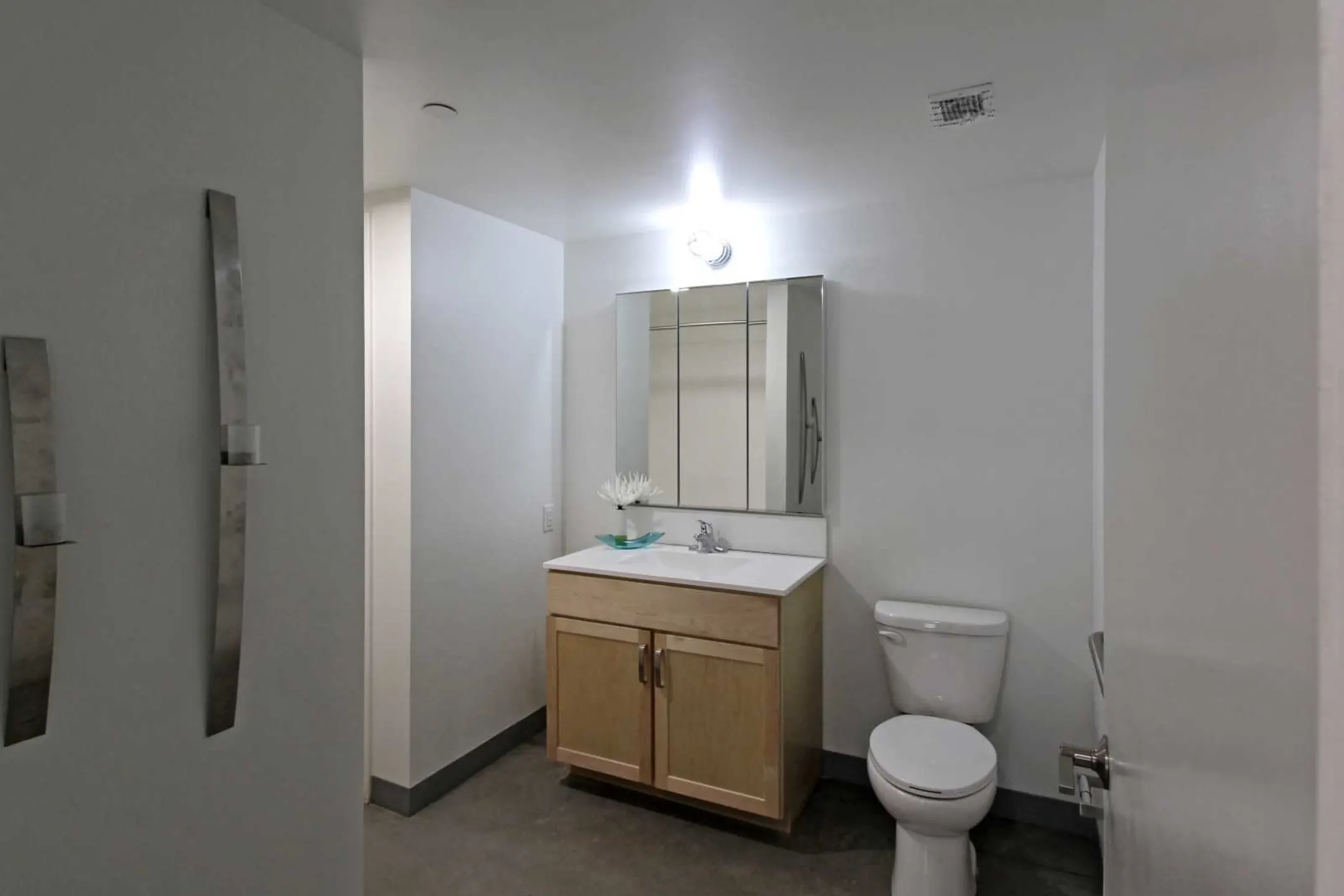 Bathroom - Brew House Lofts - Pittsburgh, PA