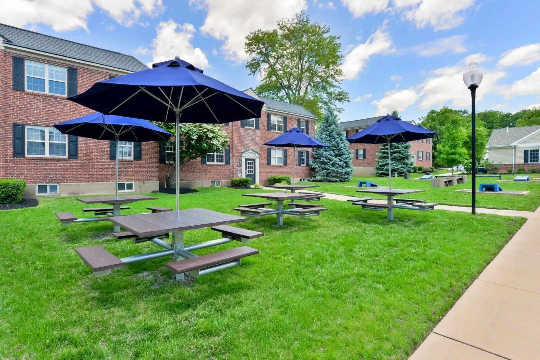 The Villas at Bryn Mawr Apartment Homes 105 H1 Charles Drive Bryn Mawr, PA Apartments for