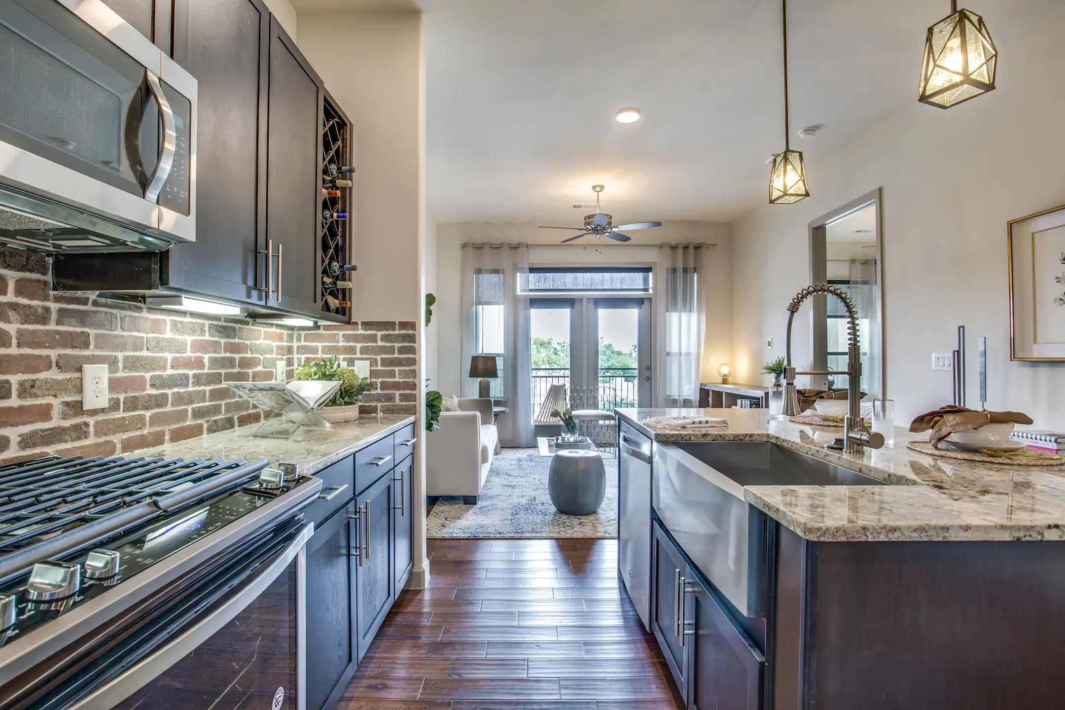 Kitchen - Sinclair - Houston, TX
