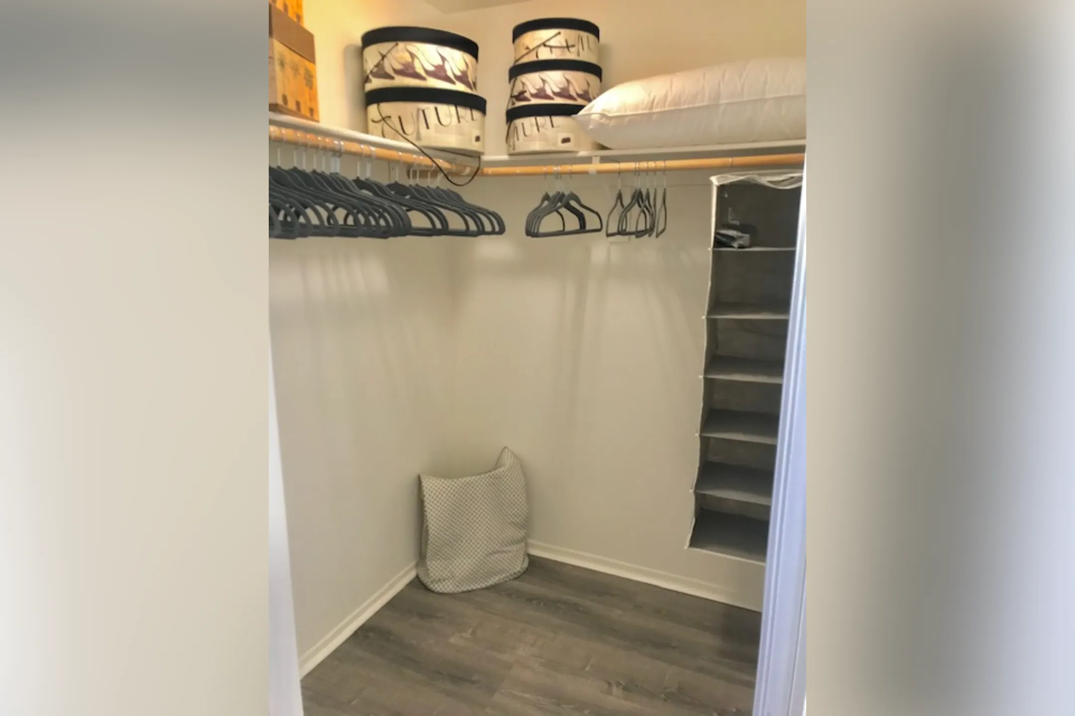 Silverhawk Apartment Homes at La Quinta 50660 Eisenhower Dr La