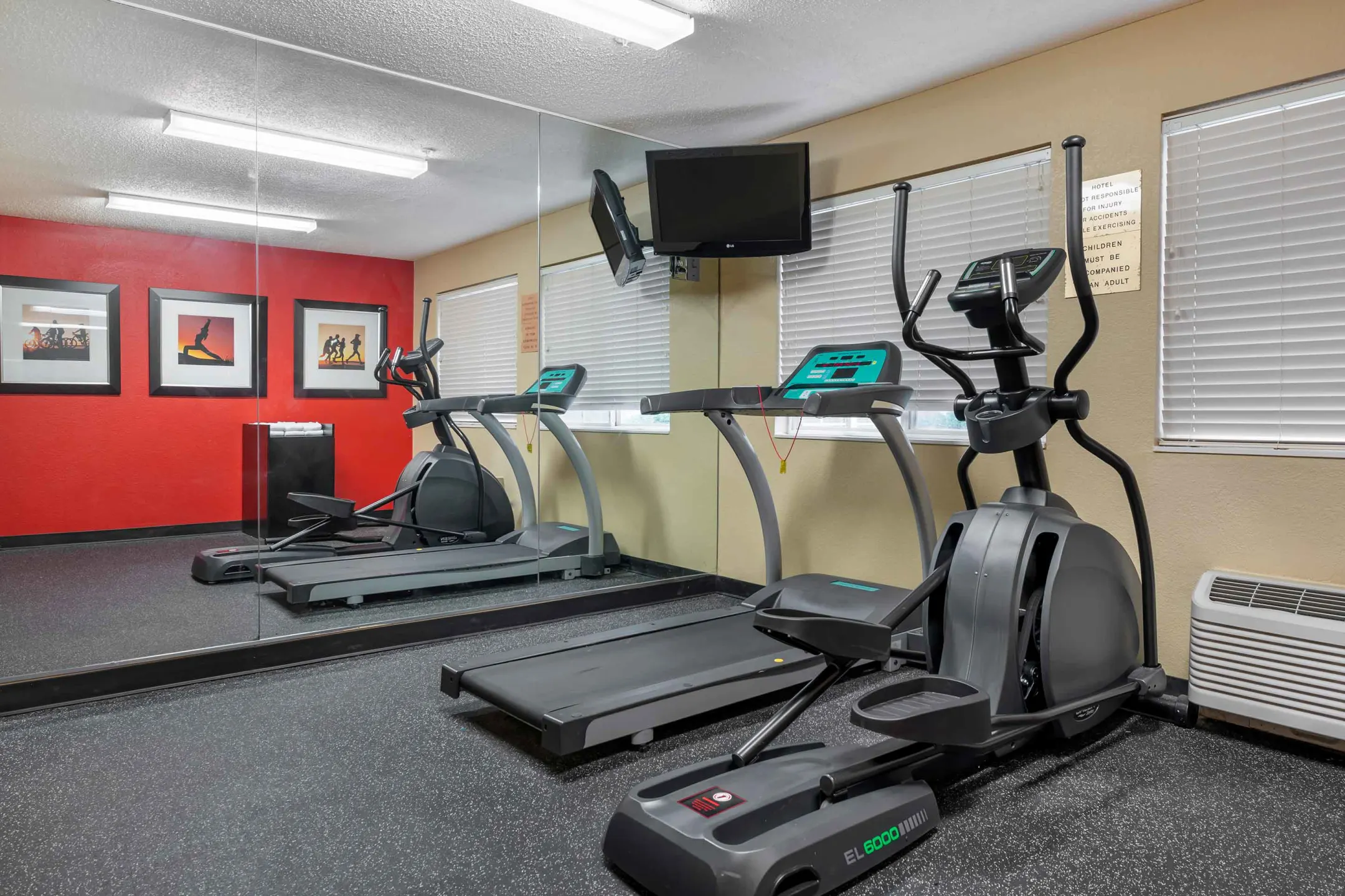 Fitness Weight Room - Furnished Studio - Indianapolis - West 86th St. - Indianapolis, IN