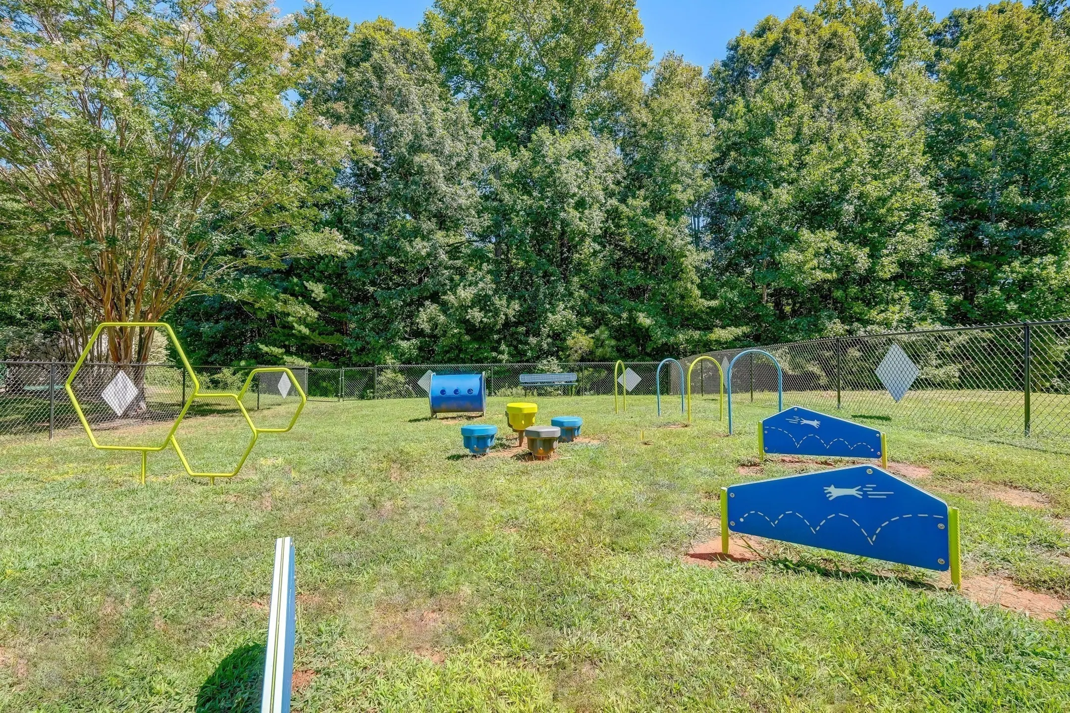 Lakewood Apartments Apartments Salisbury, NC 28147