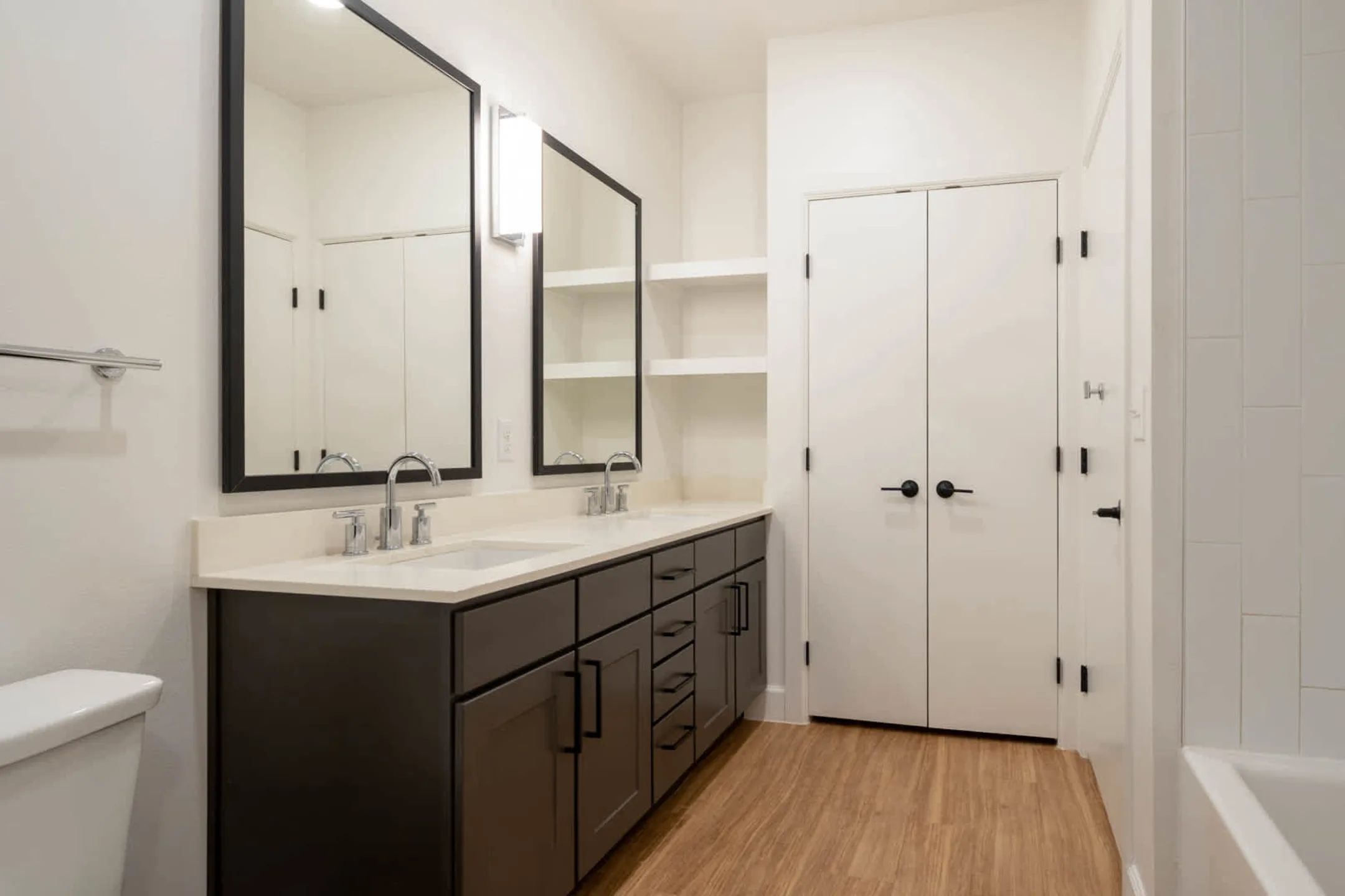 The Weaver Apartments Austin, TX 78702