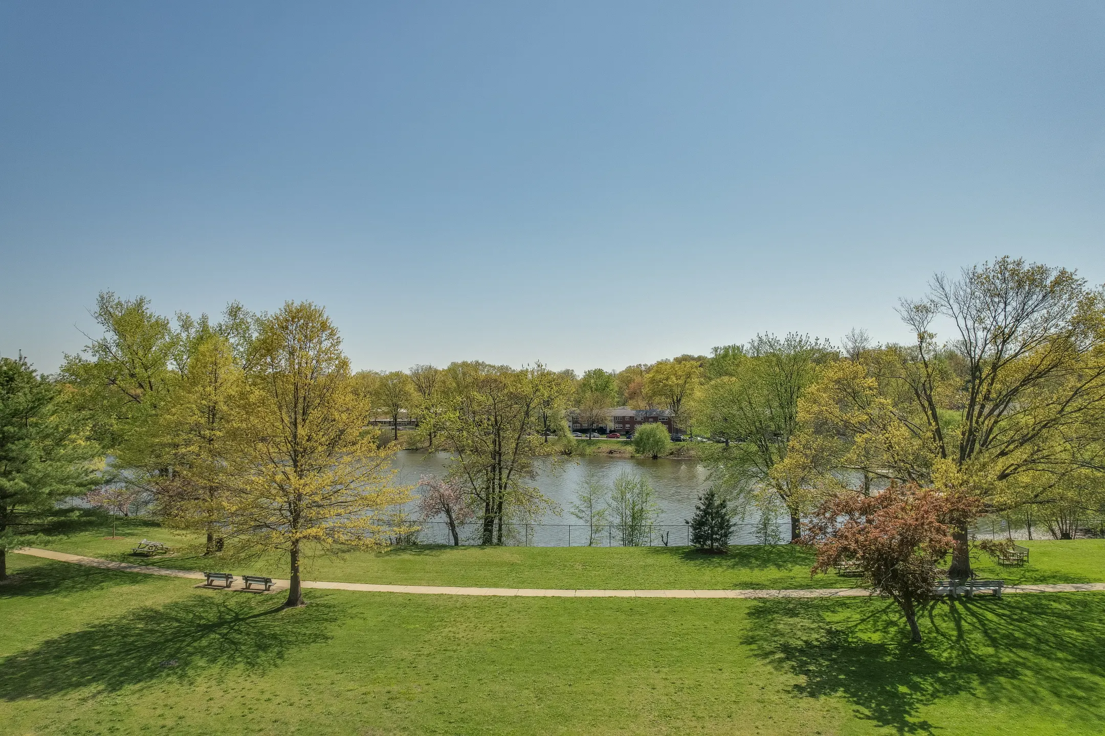 Crestwood Lake Apartments 90 Beaumont Circle Yonkers, NY Apartments