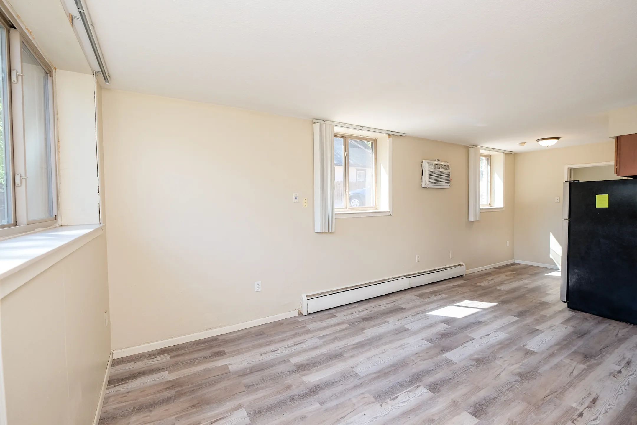 Minnehaha Avenue 3608 Minnehaha Ave Minneapolis, MN Apartments for