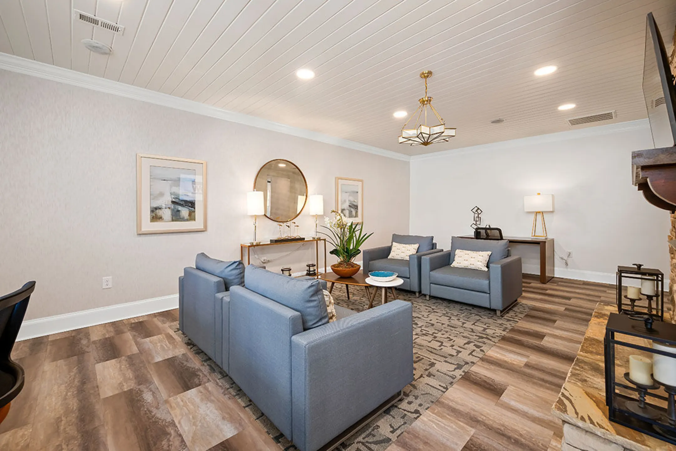 Houston Lake Apartment Community 2350 Houston Lake Rd Kathleen, GA