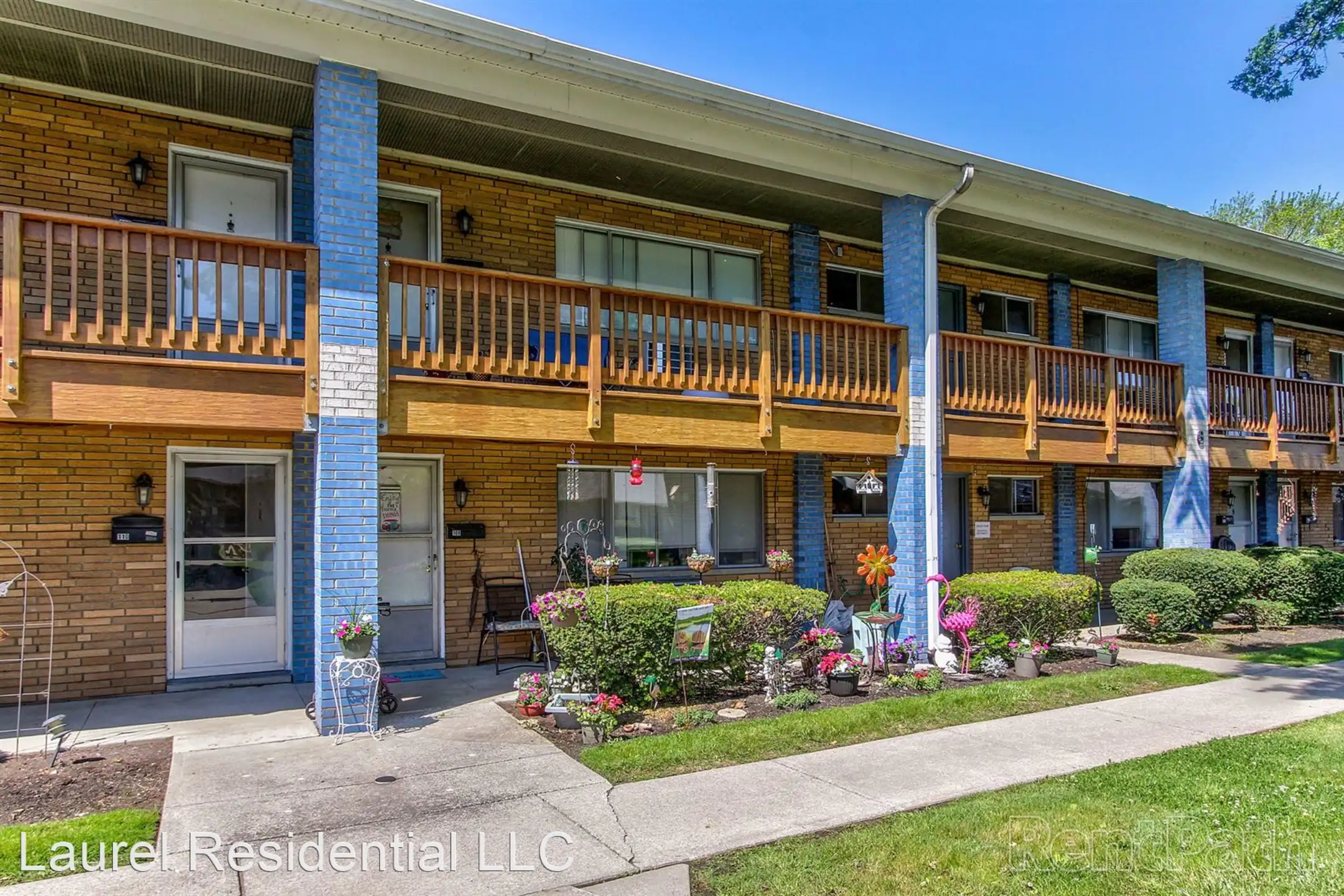 Cody Park 31600 Lakeshore Blvd. Willowick, OH Apartments for Rent