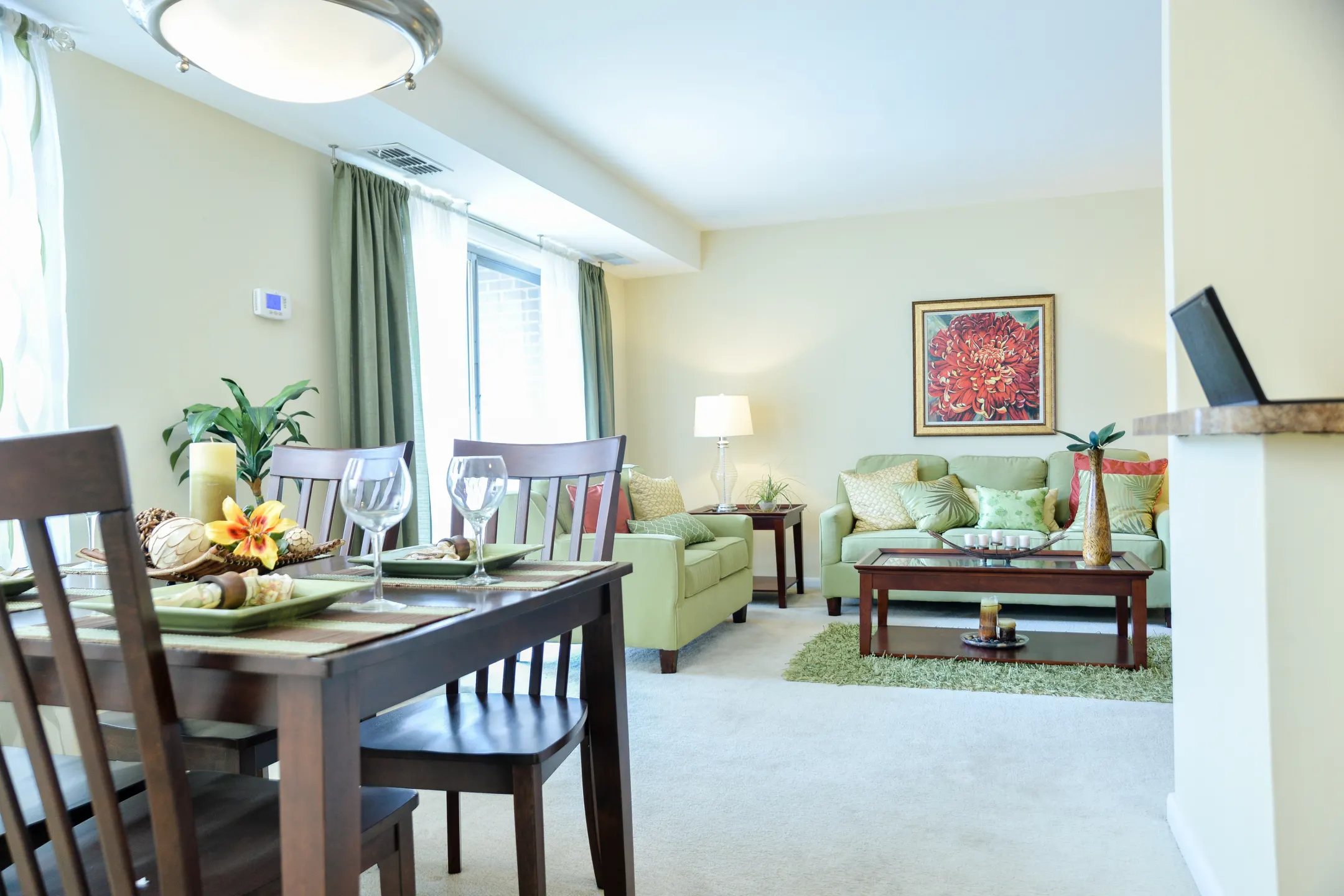 Living Room - Brookstone Apartments - Gwynn Oak, MD